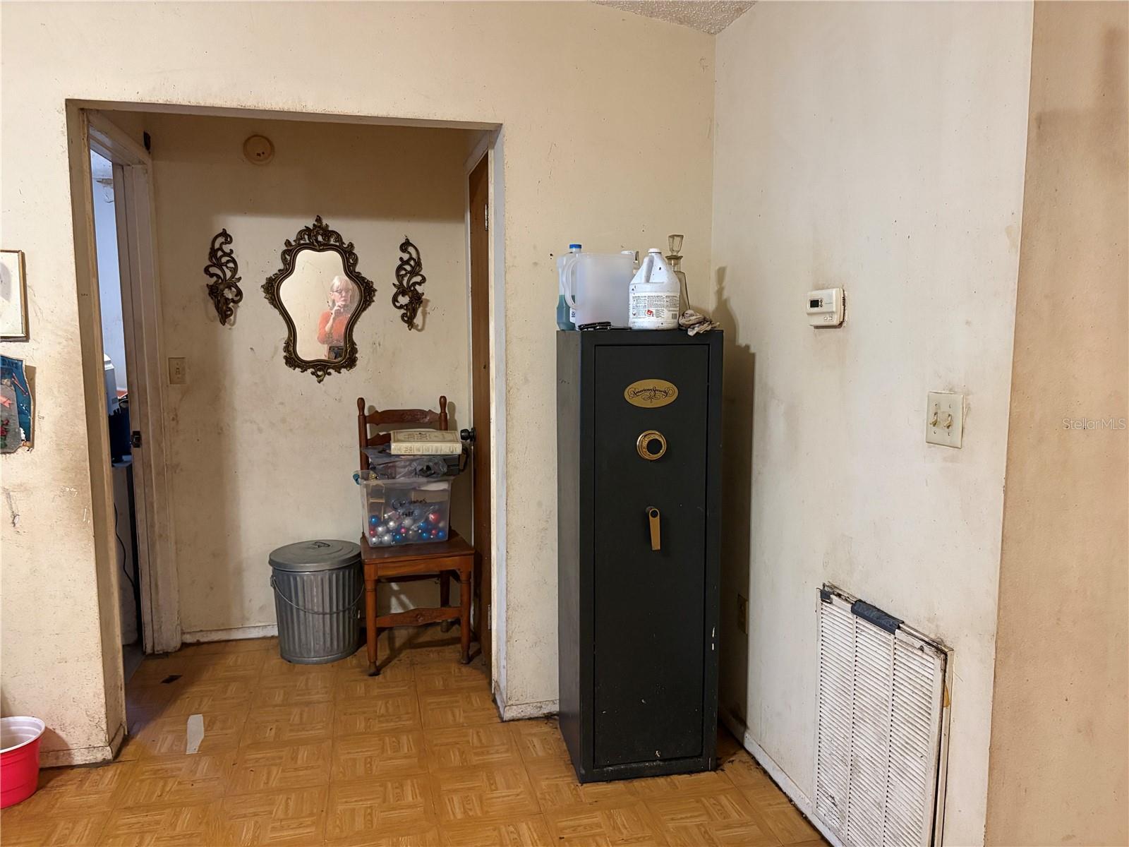 414 S WIGGINS RD, PLANT CITY, FL, 33566