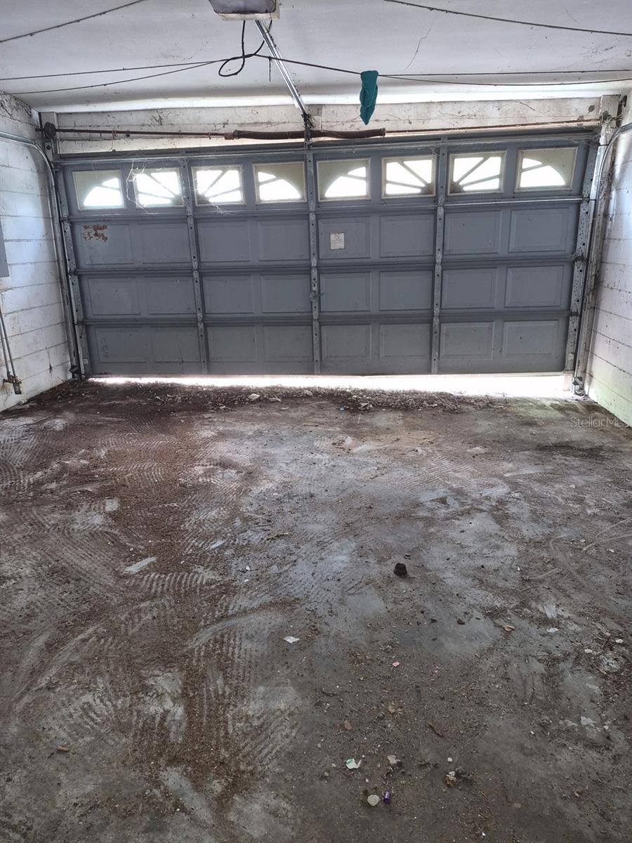 414 S WIGGINS RD, PLANT CITY, FL, 33566