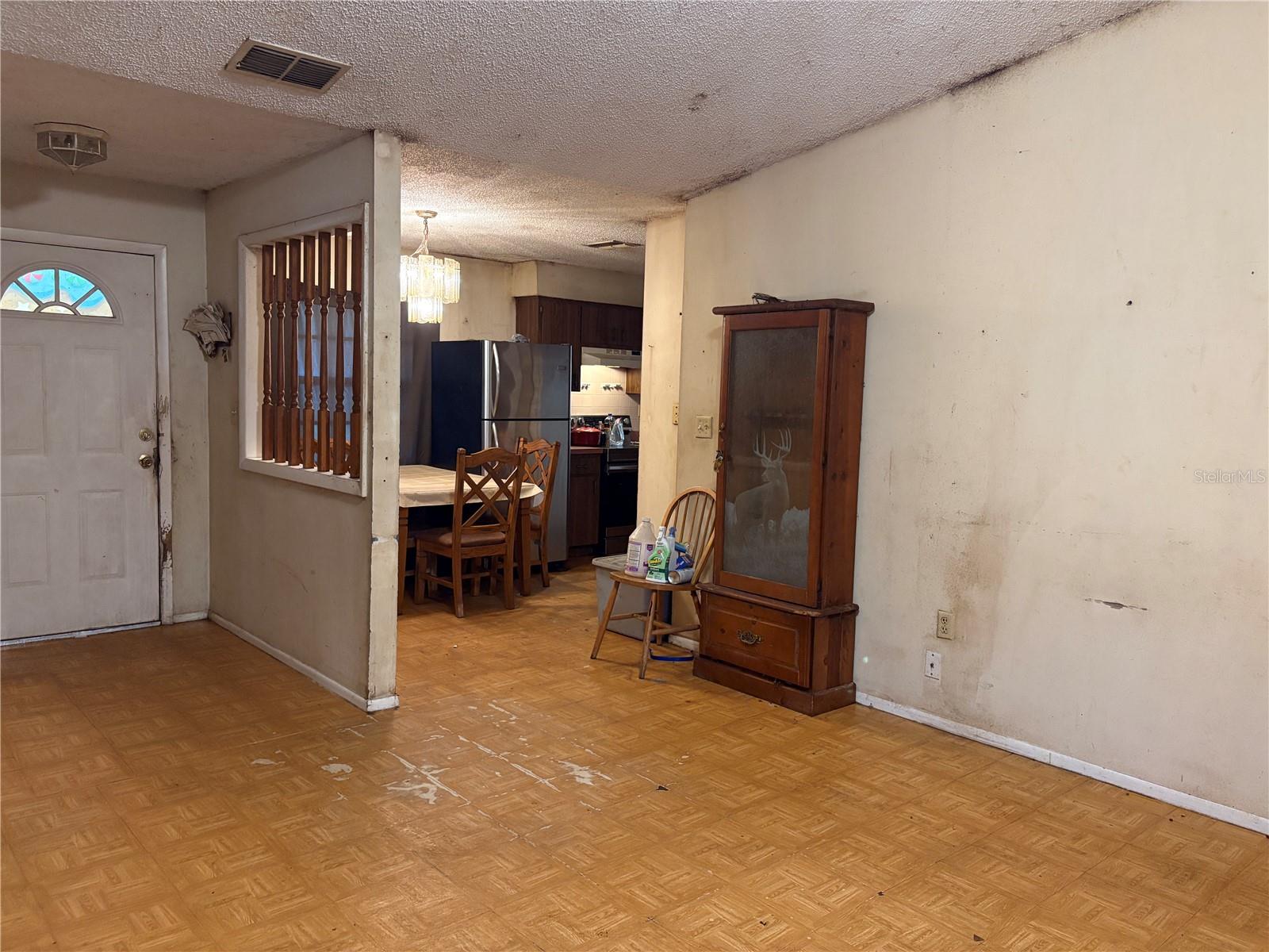 414 S WIGGINS RD, PLANT CITY, FL, 33566