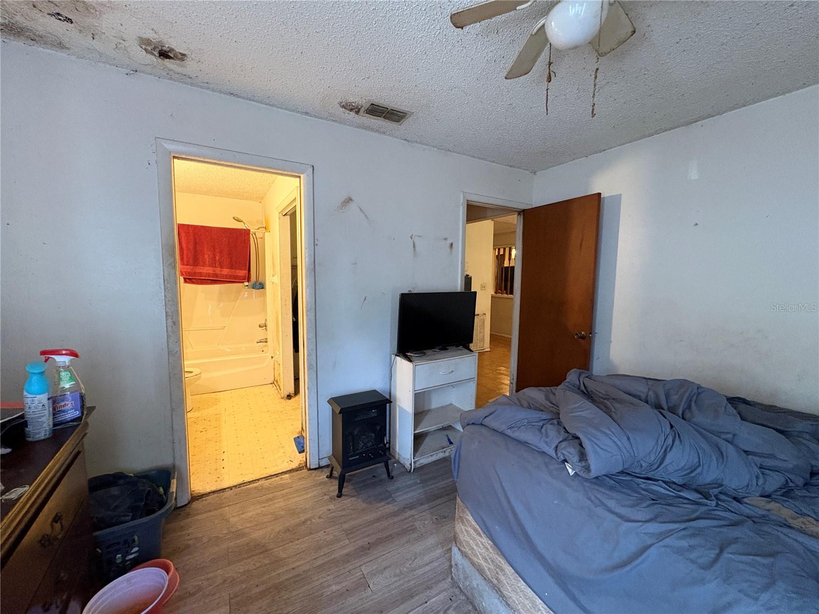 414 S WIGGINS RD, PLANT CITY, FL, 33566
