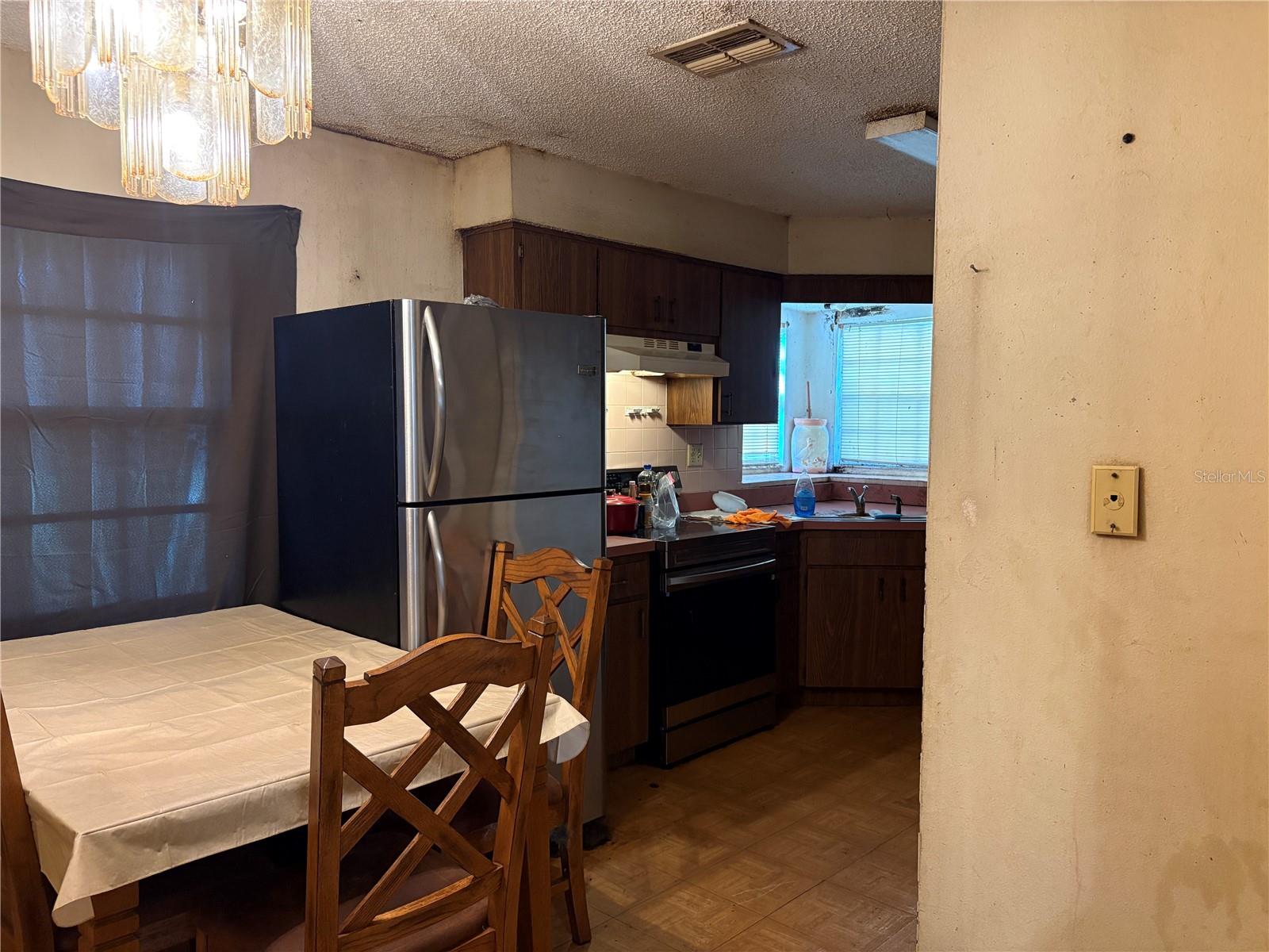 414 S WIGGINS RD, PLANT CITY, FL, 33566