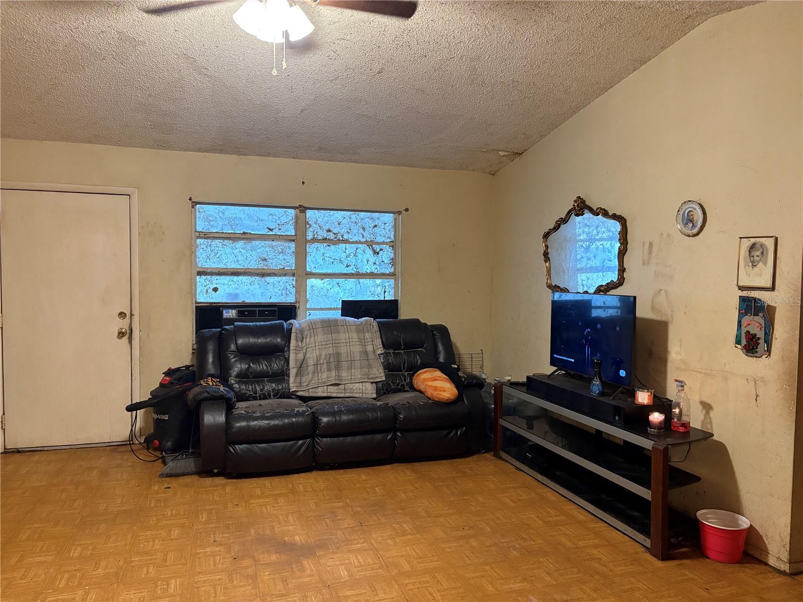 414 S WIGGINS RD, PLANT CITY, FL, 33566