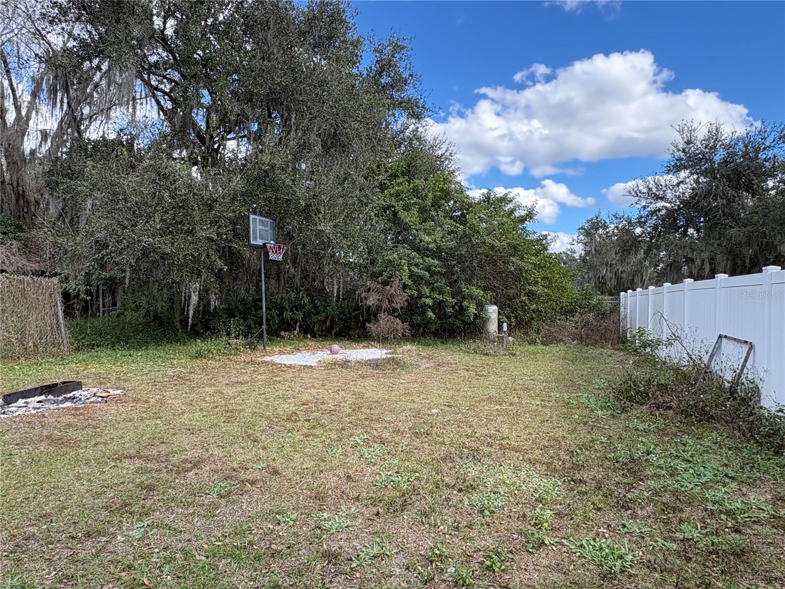 414 S WIGGINS RD, PLANT CITY, FL, 33566