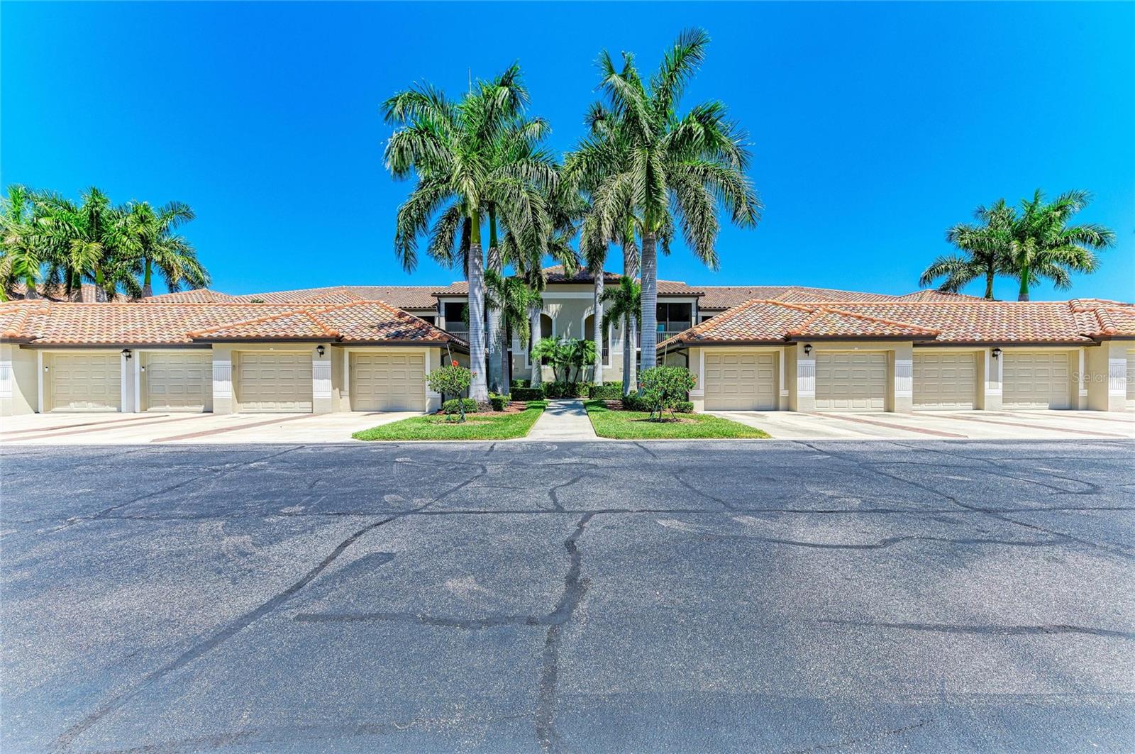 6819 GRAND ESTUARY TRL #205, BRADENTON, FL, 34212