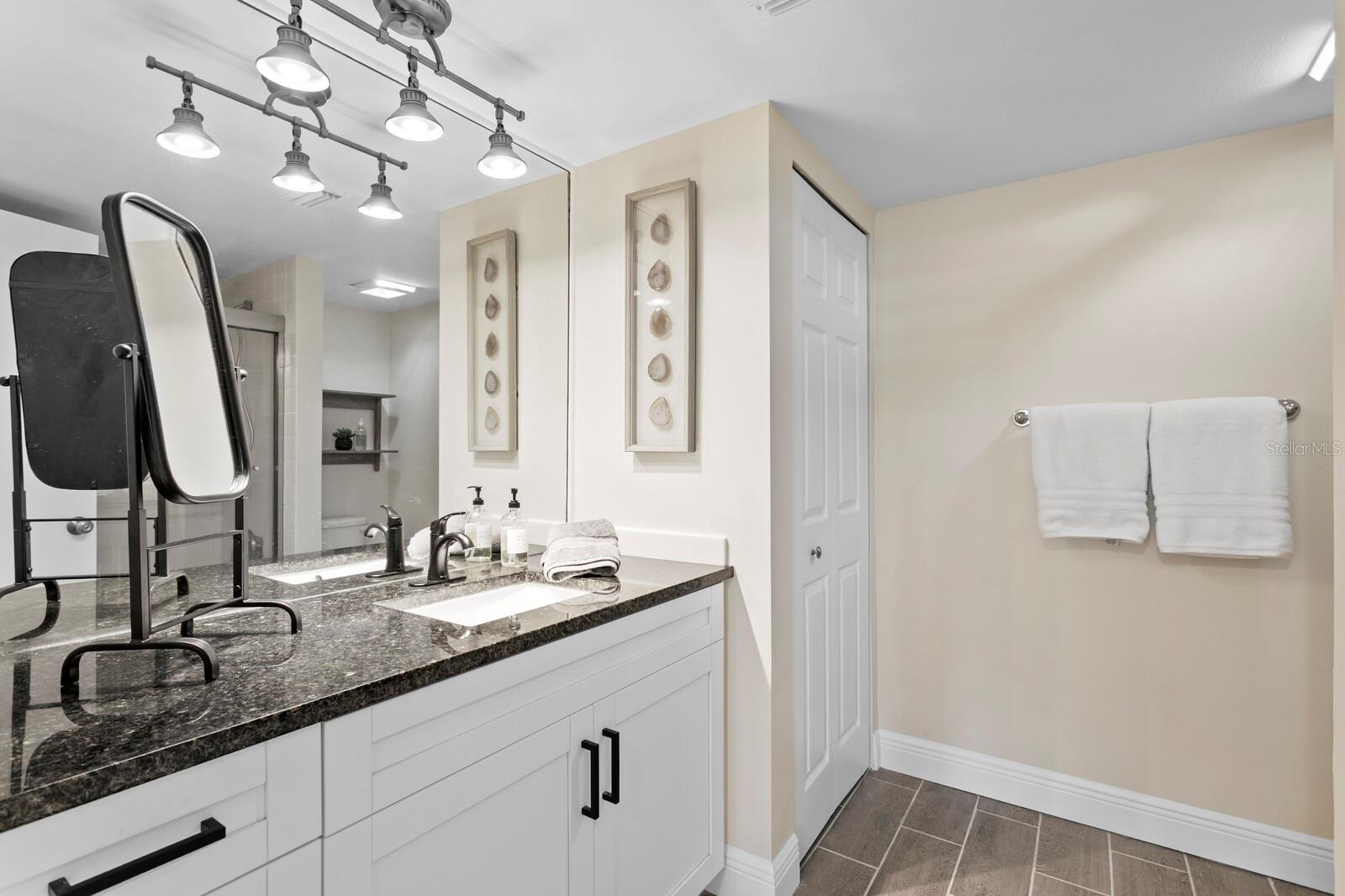 100 OAKMONT LN #105, BELLEAIR, FL, 33756