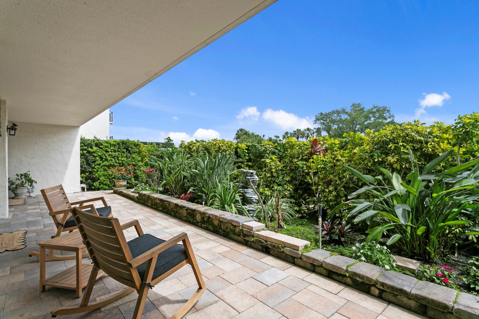 100 OAKMONT LN #105, BELLEAIR, FL, 33756