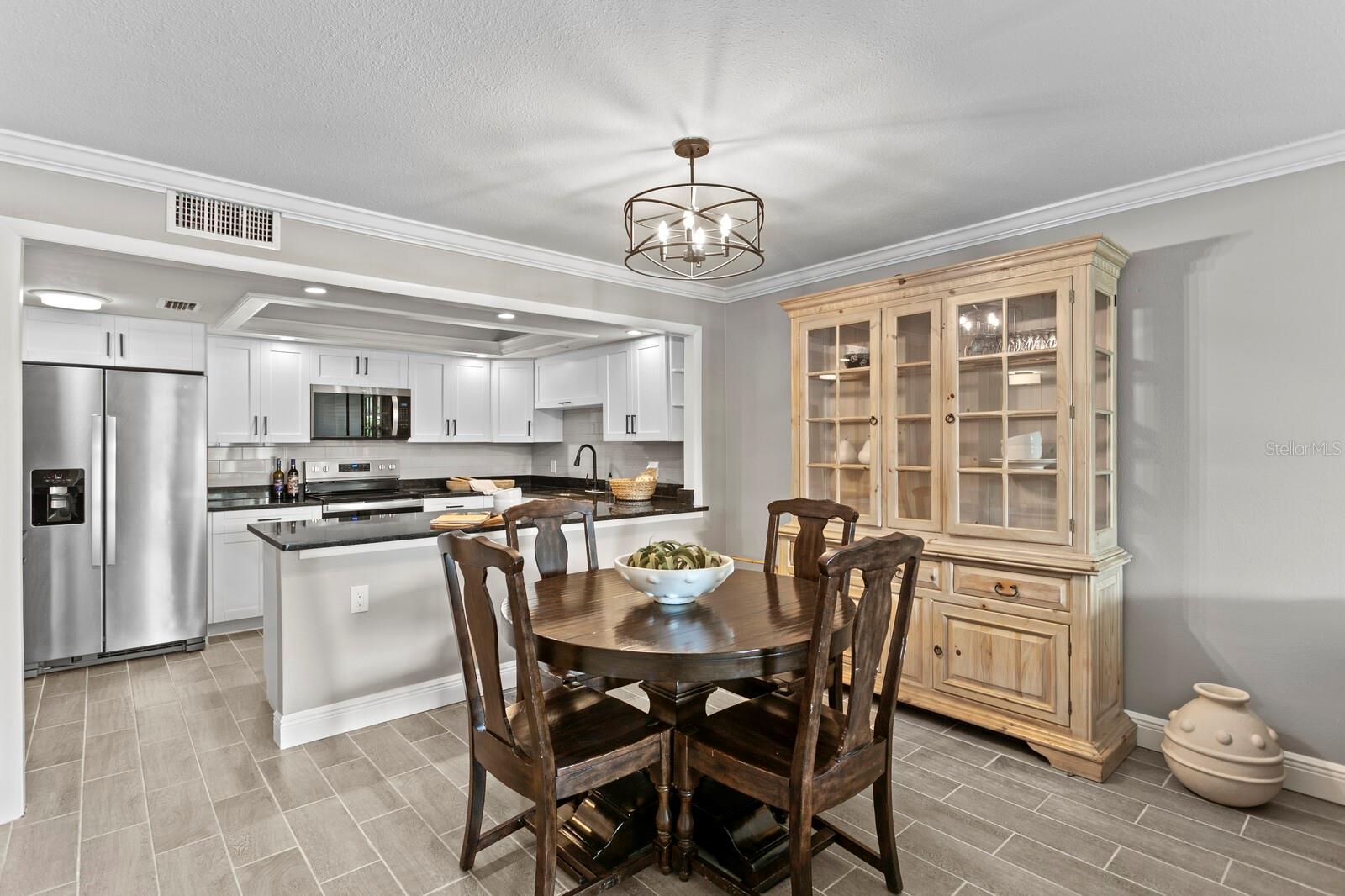 100 OAKMONT LN #105, BELLEAIR, FL, 33756