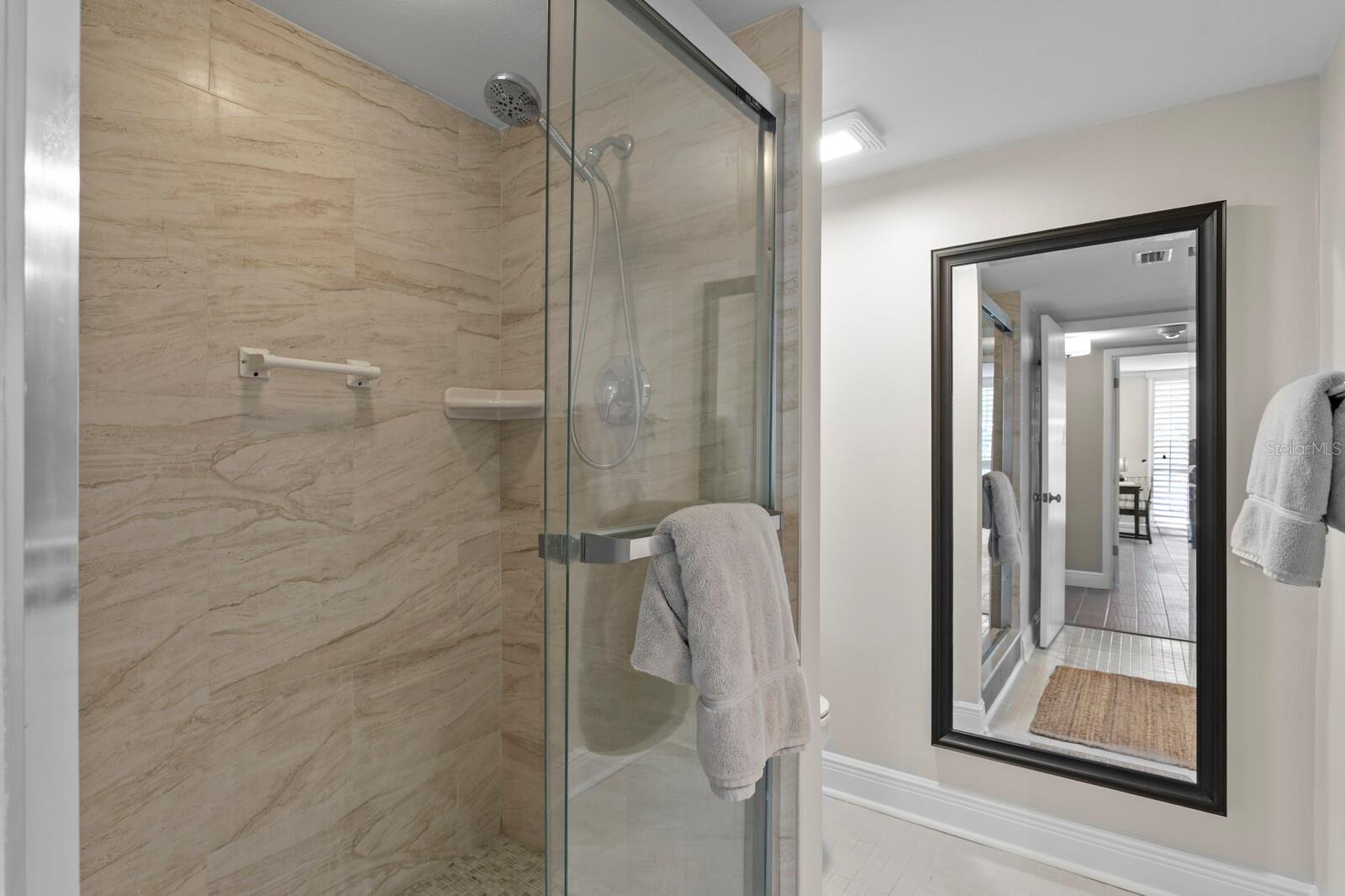 100 OAKMONT LN #105, BELLEAIR, FL, 33756