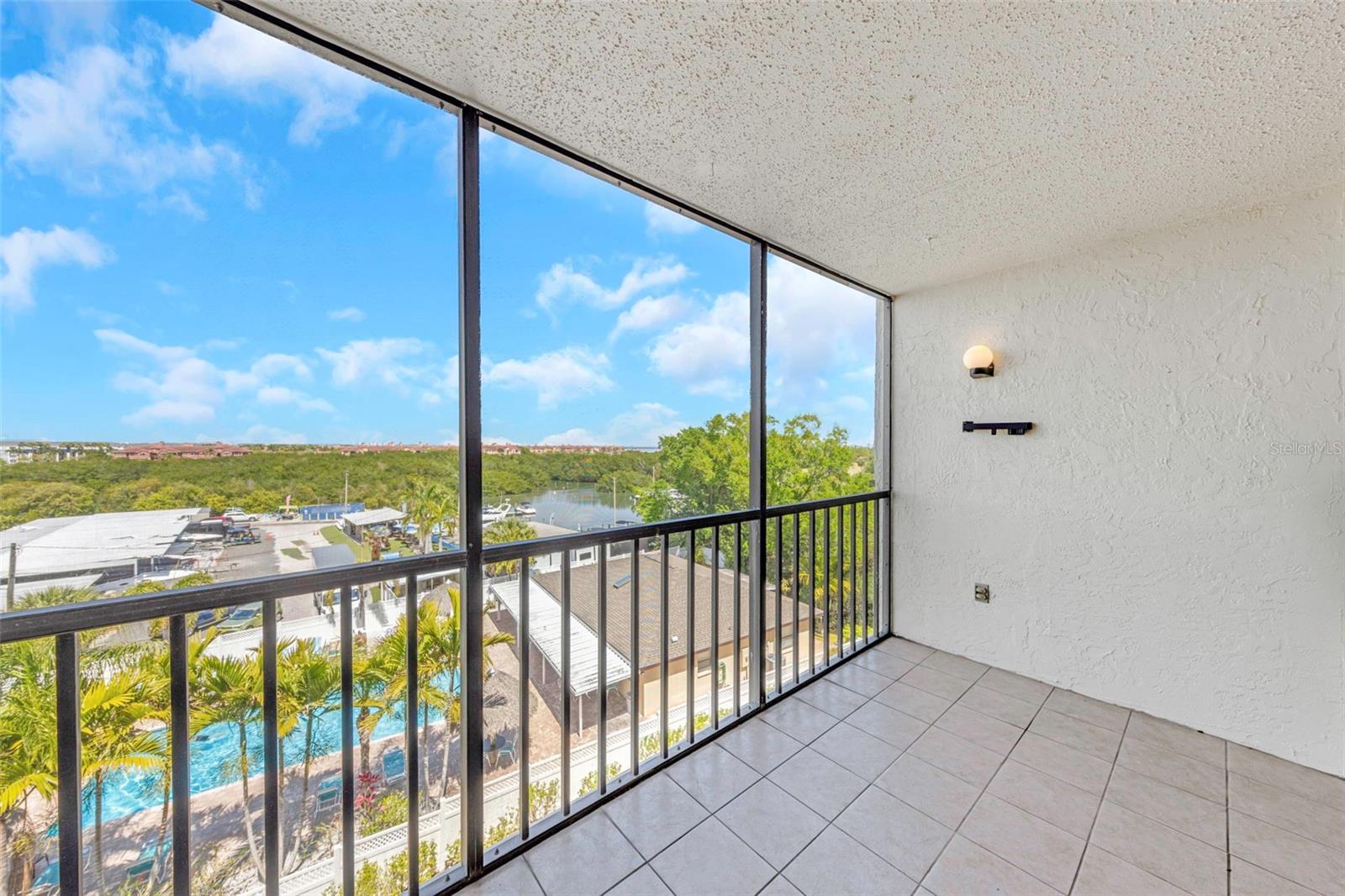 1000 COVE CAY DR #5D, CLEARWATER, FL, 33760