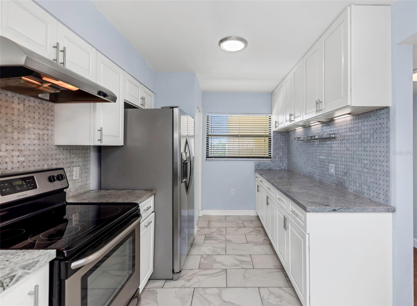 1000 COVE CAY DR #5D, CLEARWATER, FL, 33760