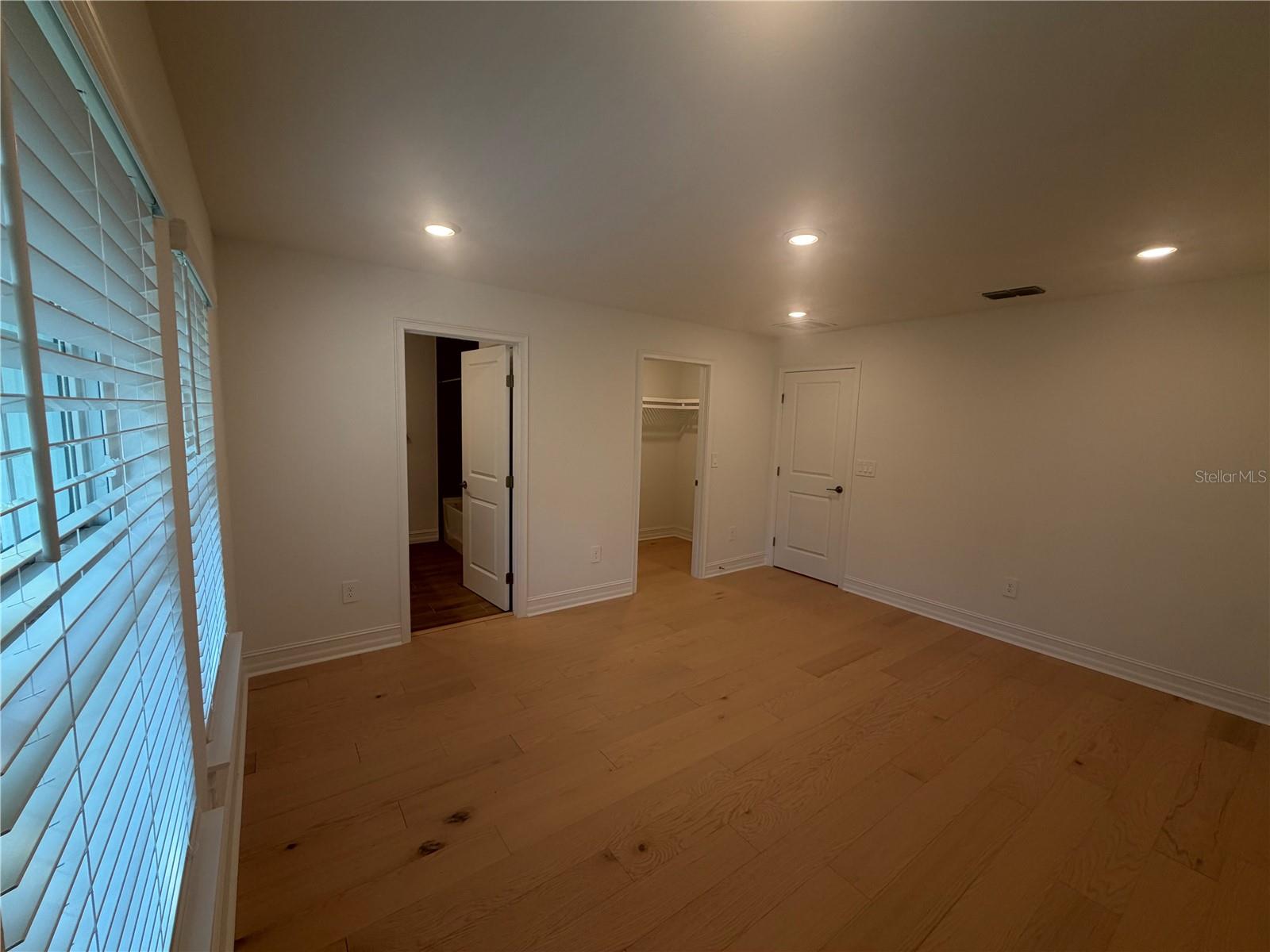 1427 W CHESTNUT ST, TAMPA, FL, 33607