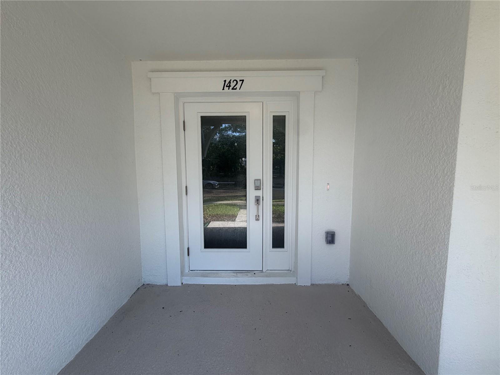 1427 W CHESTNUT ST, TAMPA, FL, 33607