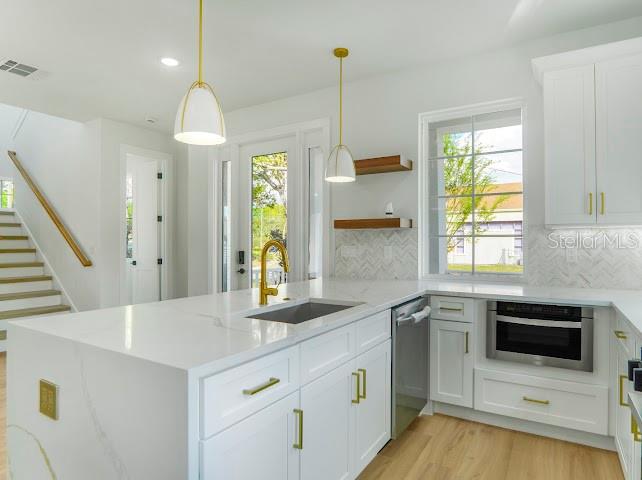 38 S POLLARD ST, OAKLAND, FL, 34760