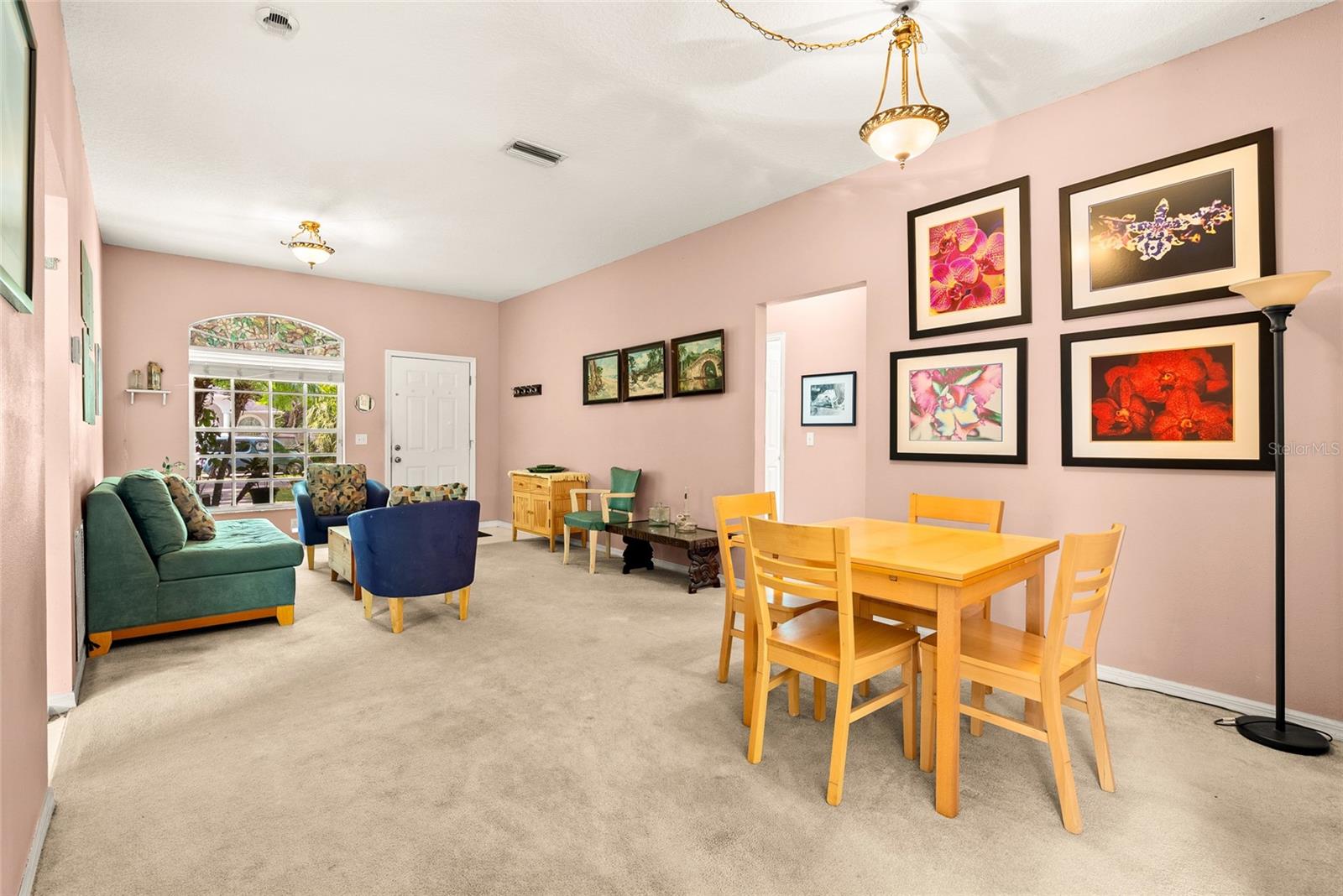 8127 N PACKWOOD AVE, TAMPA, FL, 33604