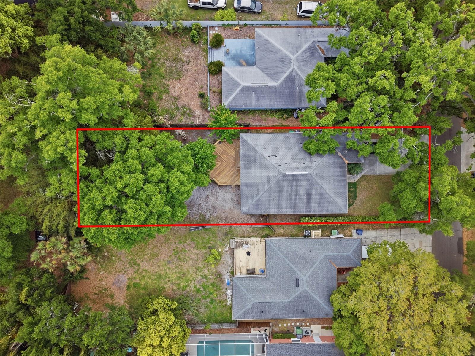 8127 N PACKWOOD AVE, TAMPA, FL, 33604