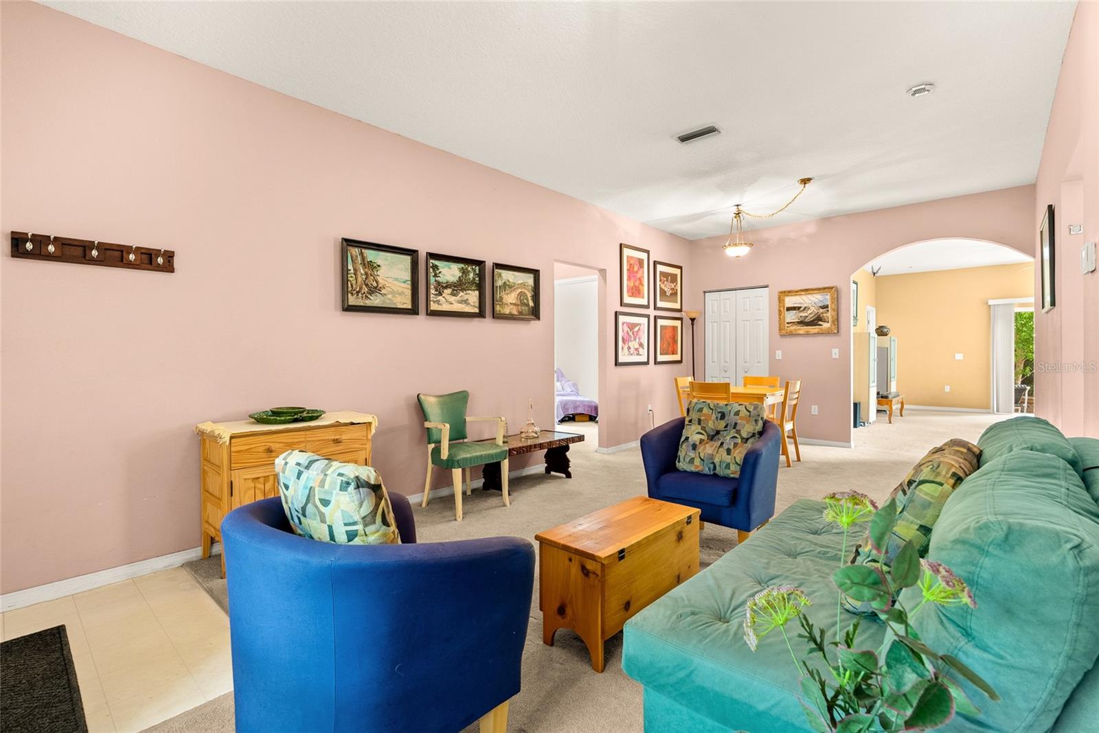 8127 N PACKWOOD AVE, TAMPA, FL, 33604