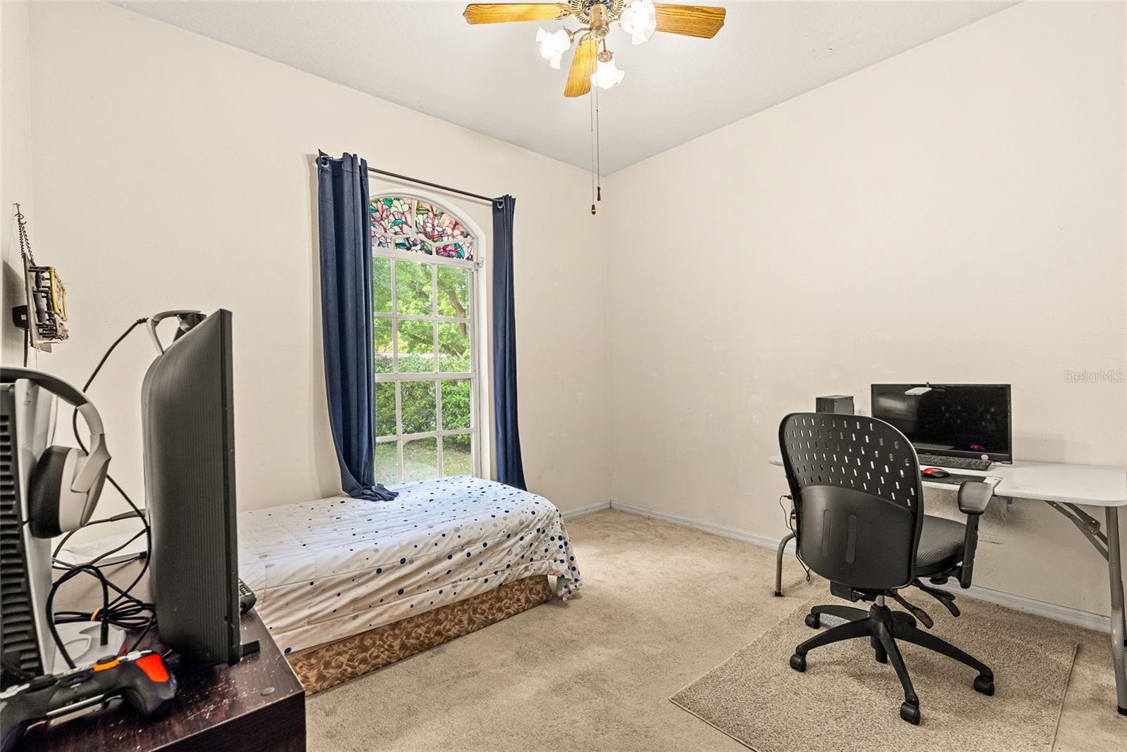 8127 N PACKWOOD AVE, TAMPA, FL, 33604
