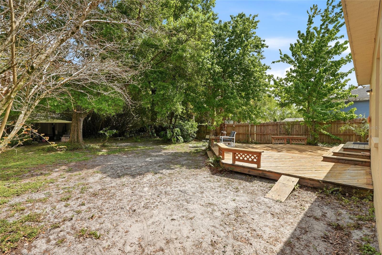 8127 N PACKWOOD AVE, TAMPA, FL, 33604