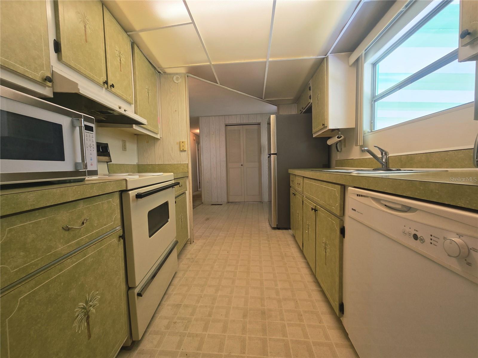 39820 US HIGHWAY 19 N #182, TARPON SPRINGS, FL, 34689