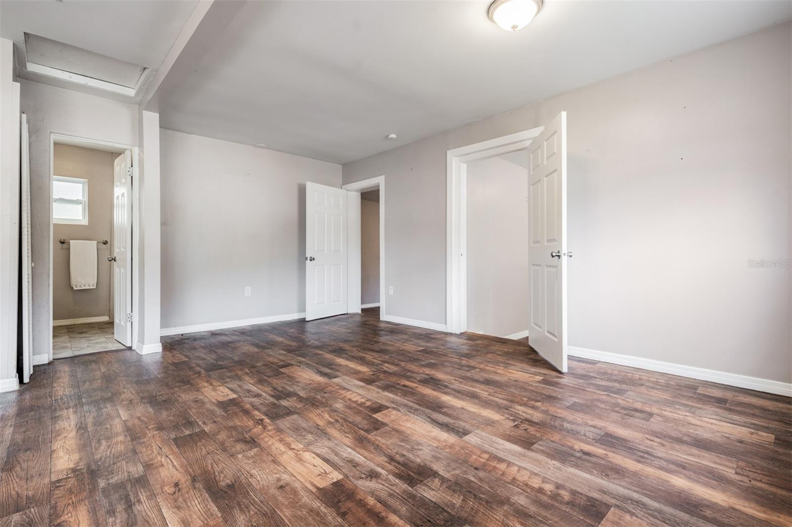 5475 70TH LN N, ST PETERSBURG, FL, 33709