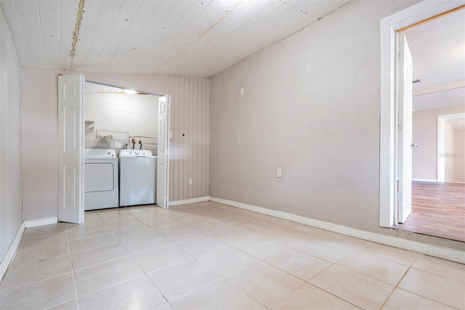 5475 70TH LN N, ST PETERSBURG, FL, 33709