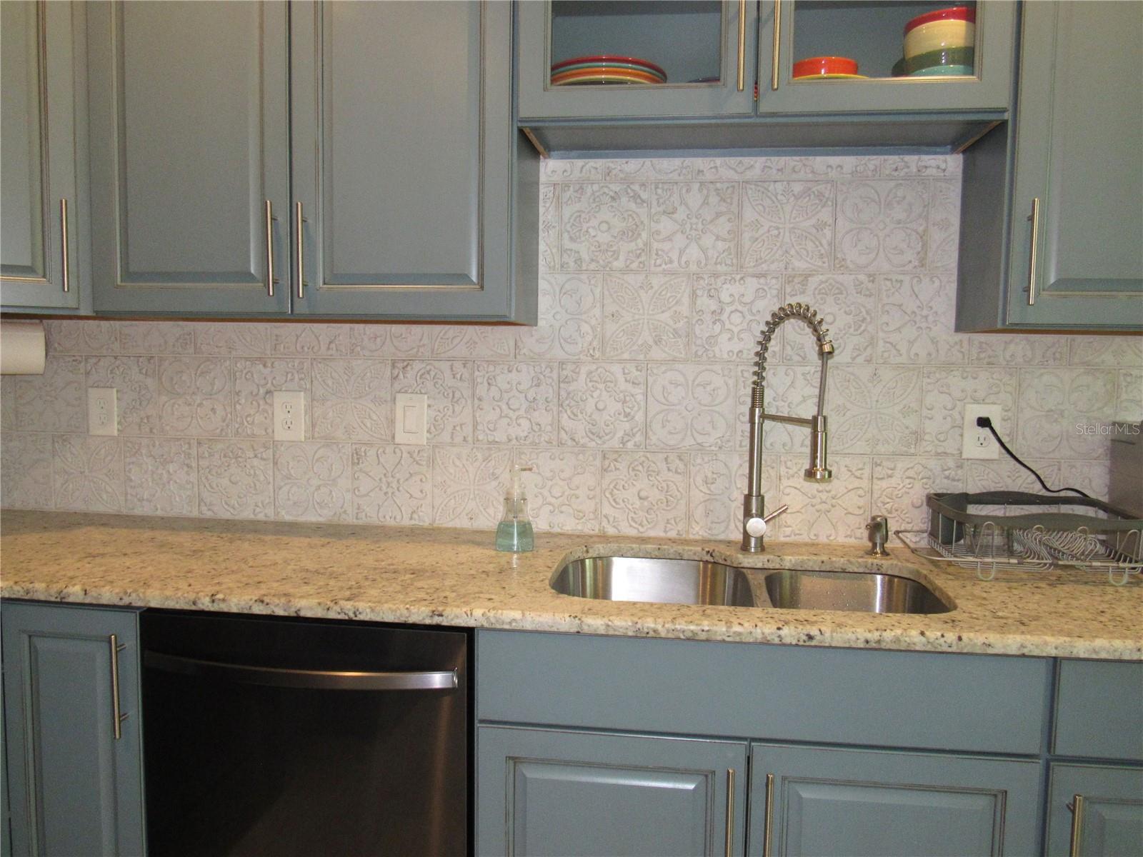 2074 & 2076 COMO ST, PORT CHARLOTTE, FL, 33948