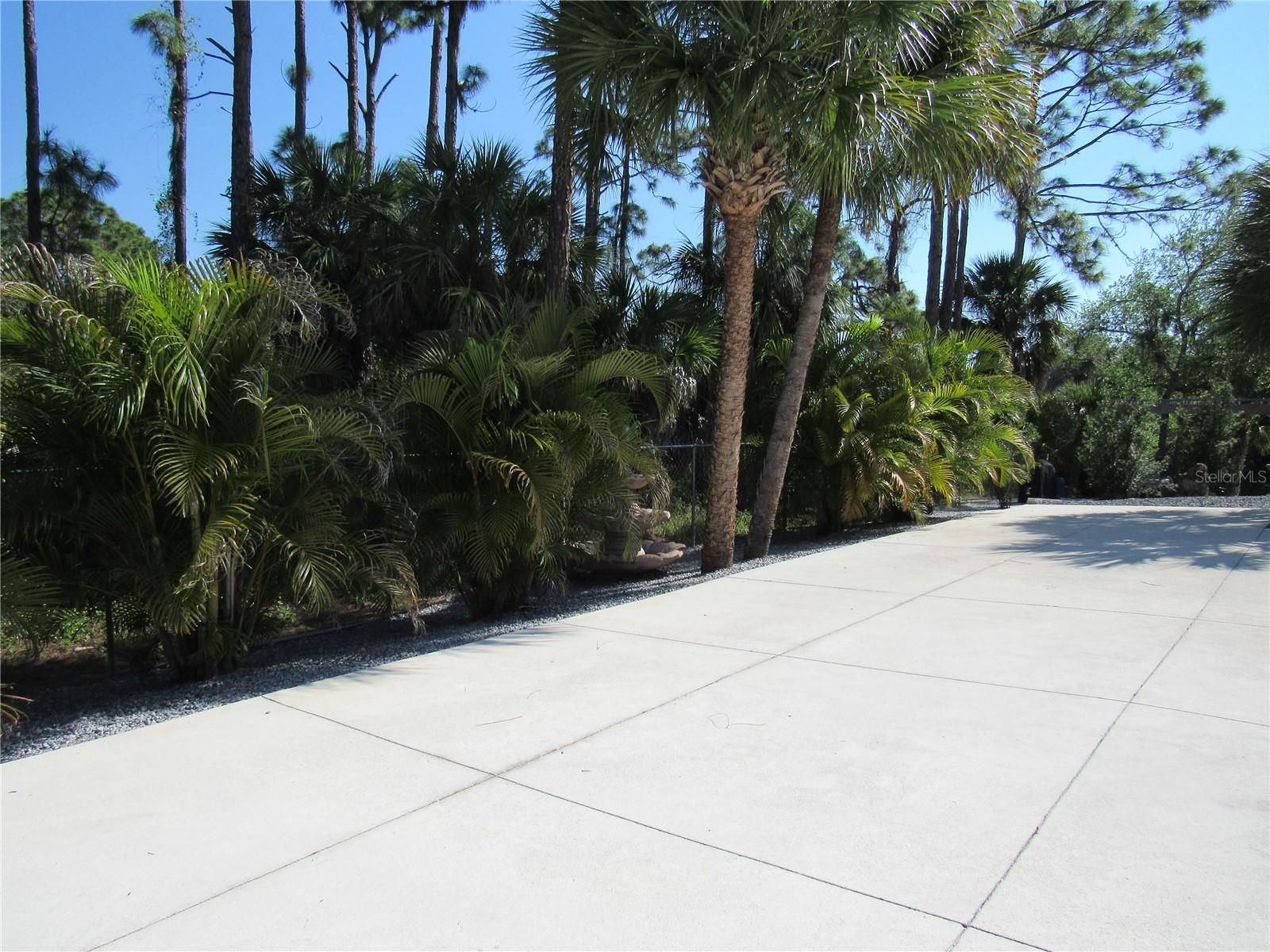 2074 & 2076 COMO ST, PORT CHARLOTTE, FL, 33948