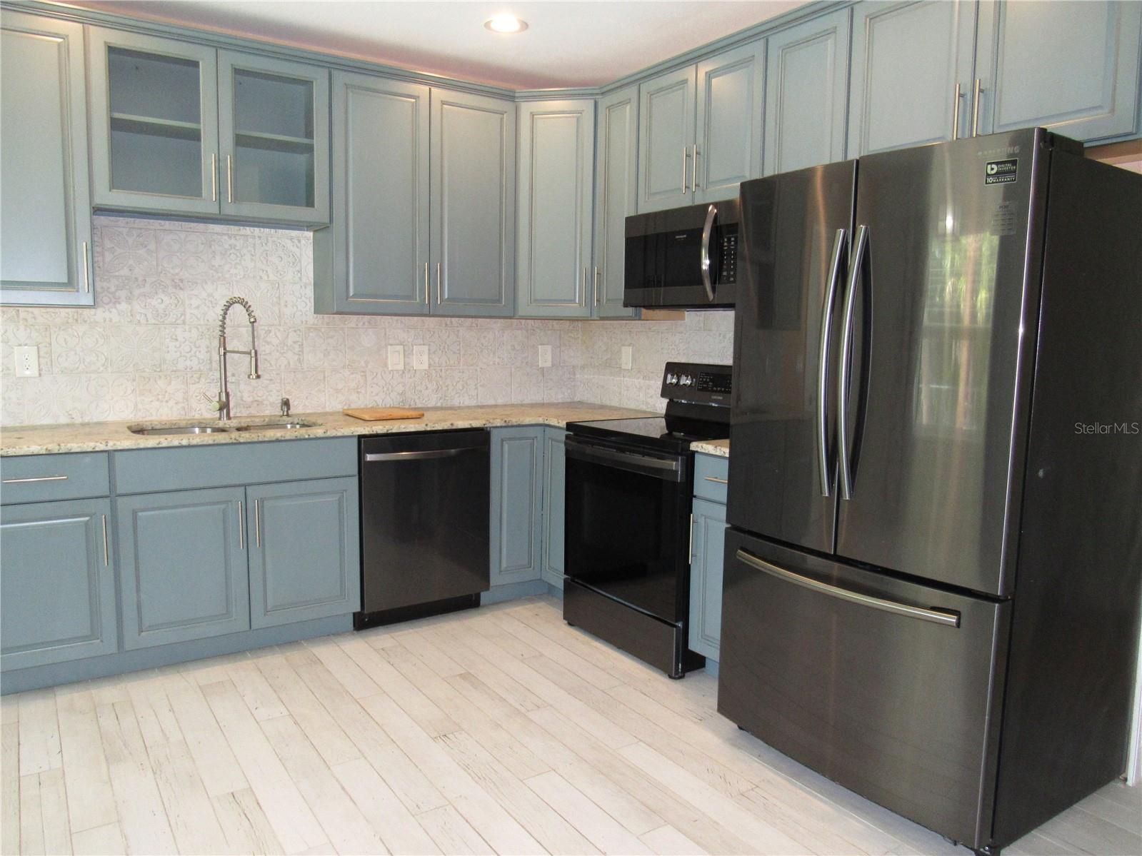 2074 & 2076 COMO ST, PORT CHARLOTTE, FL, 33948