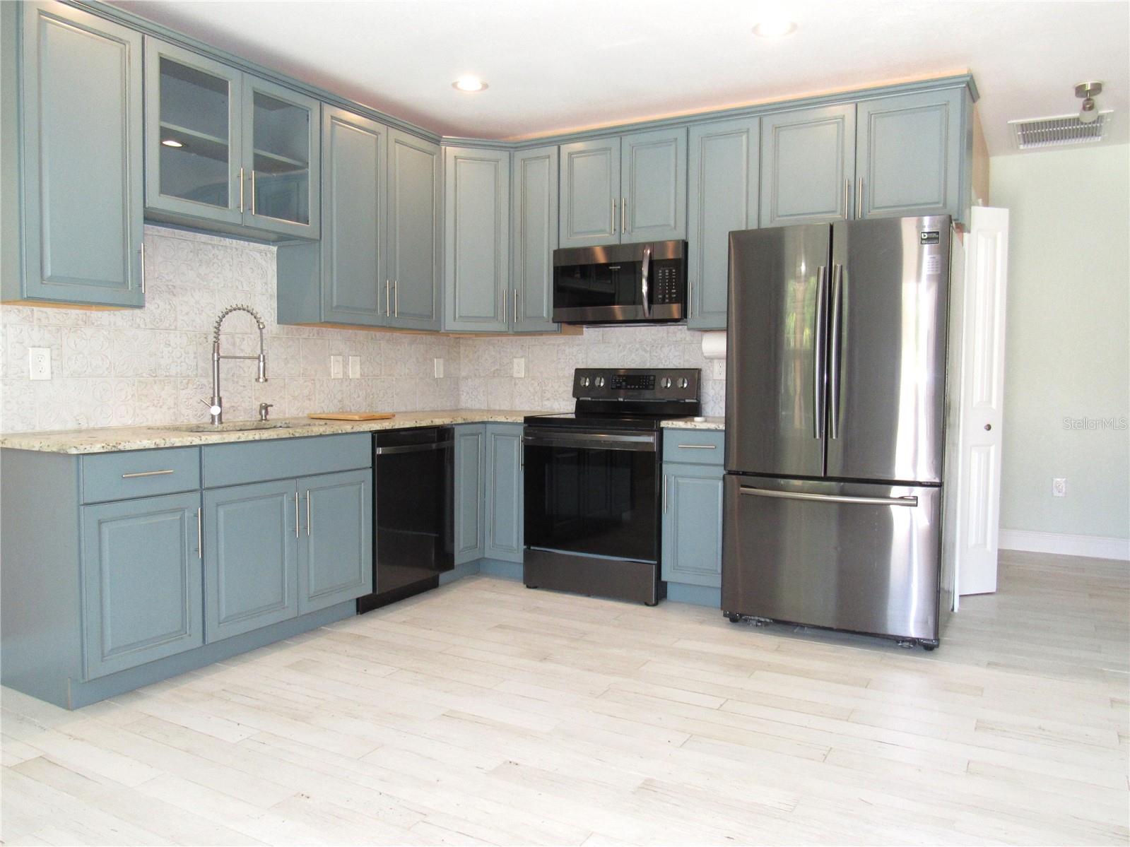 2074 & 2076 COMO ST, PORT CHARLOTTE, FL, 33948