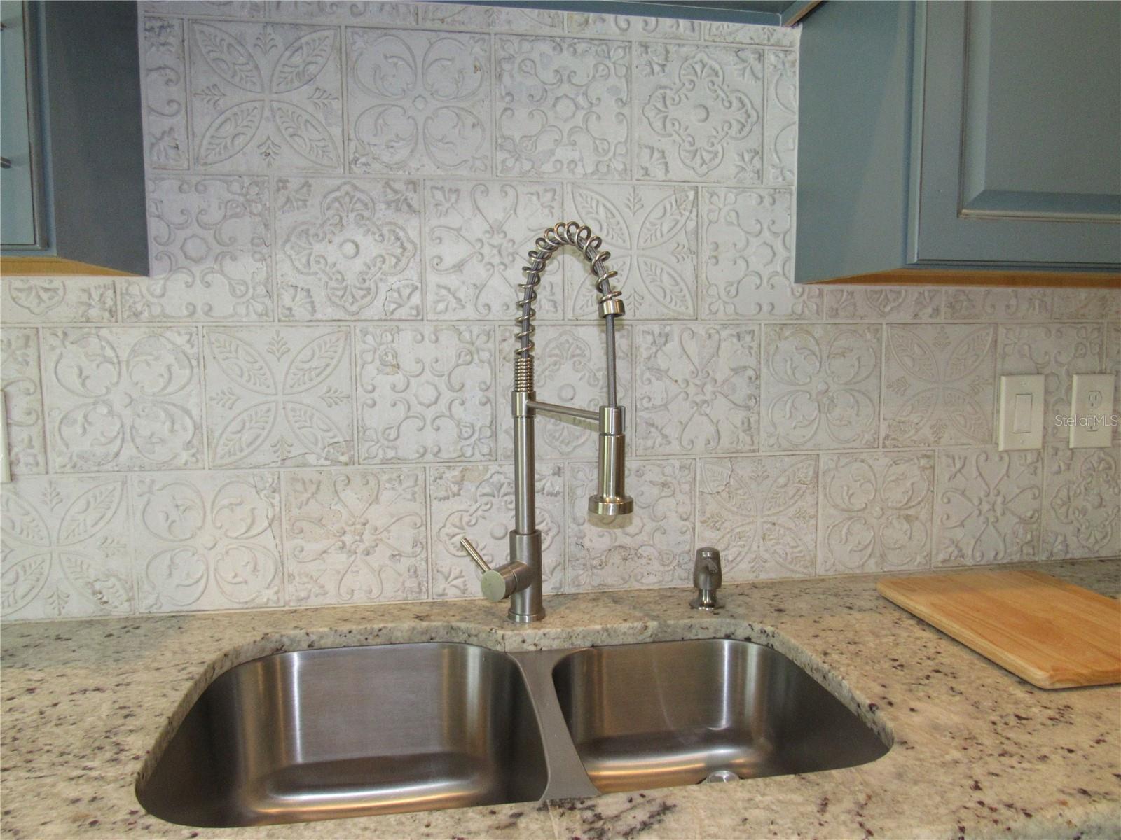 2074 & 2076 COMO ST, PORT CHARLOTTE, FL, 33948