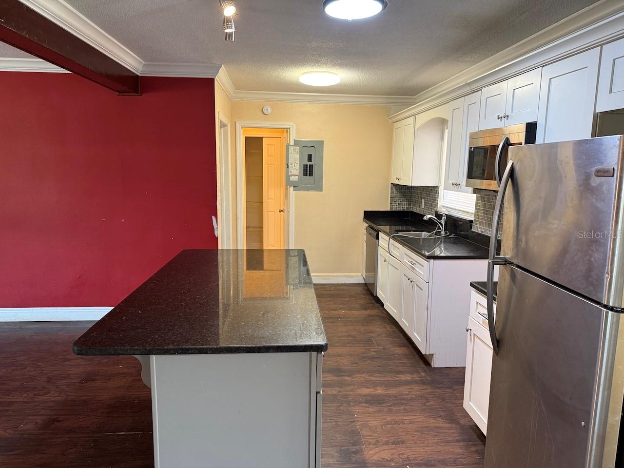 4213 SEYBOLD AVE, ORLANDO, FL, 32808