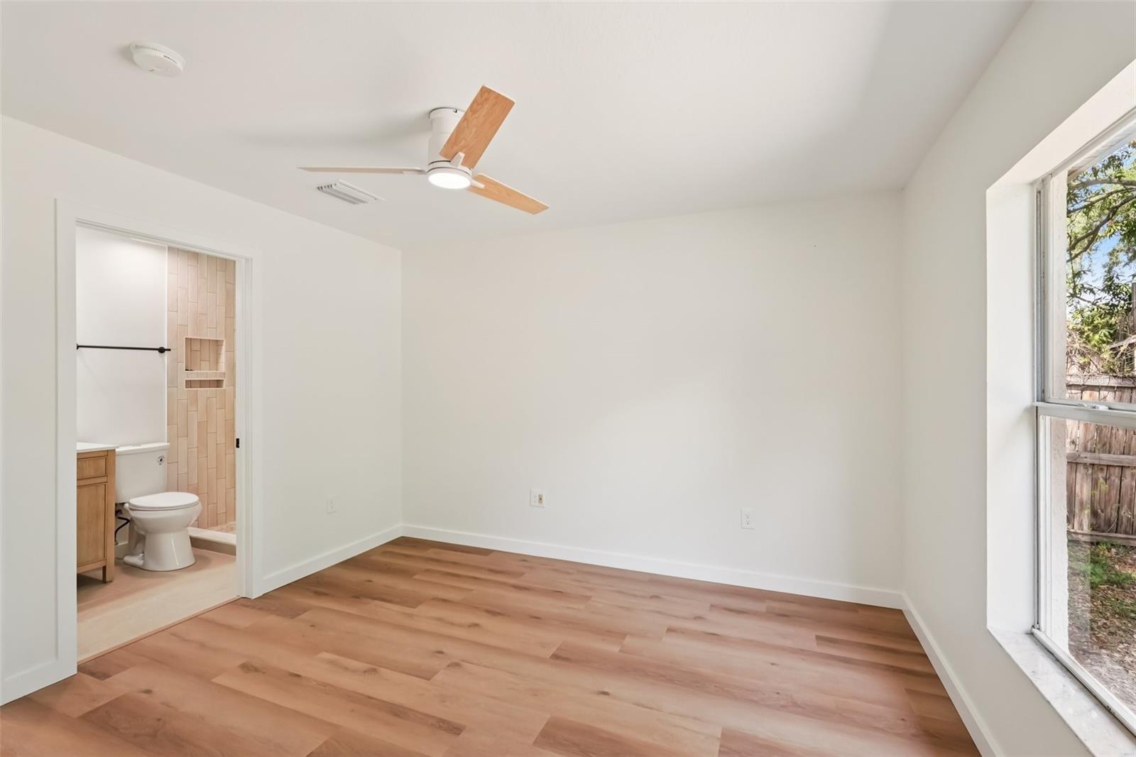 2107 8TH AVE E, BRADENTON, FL, 34208