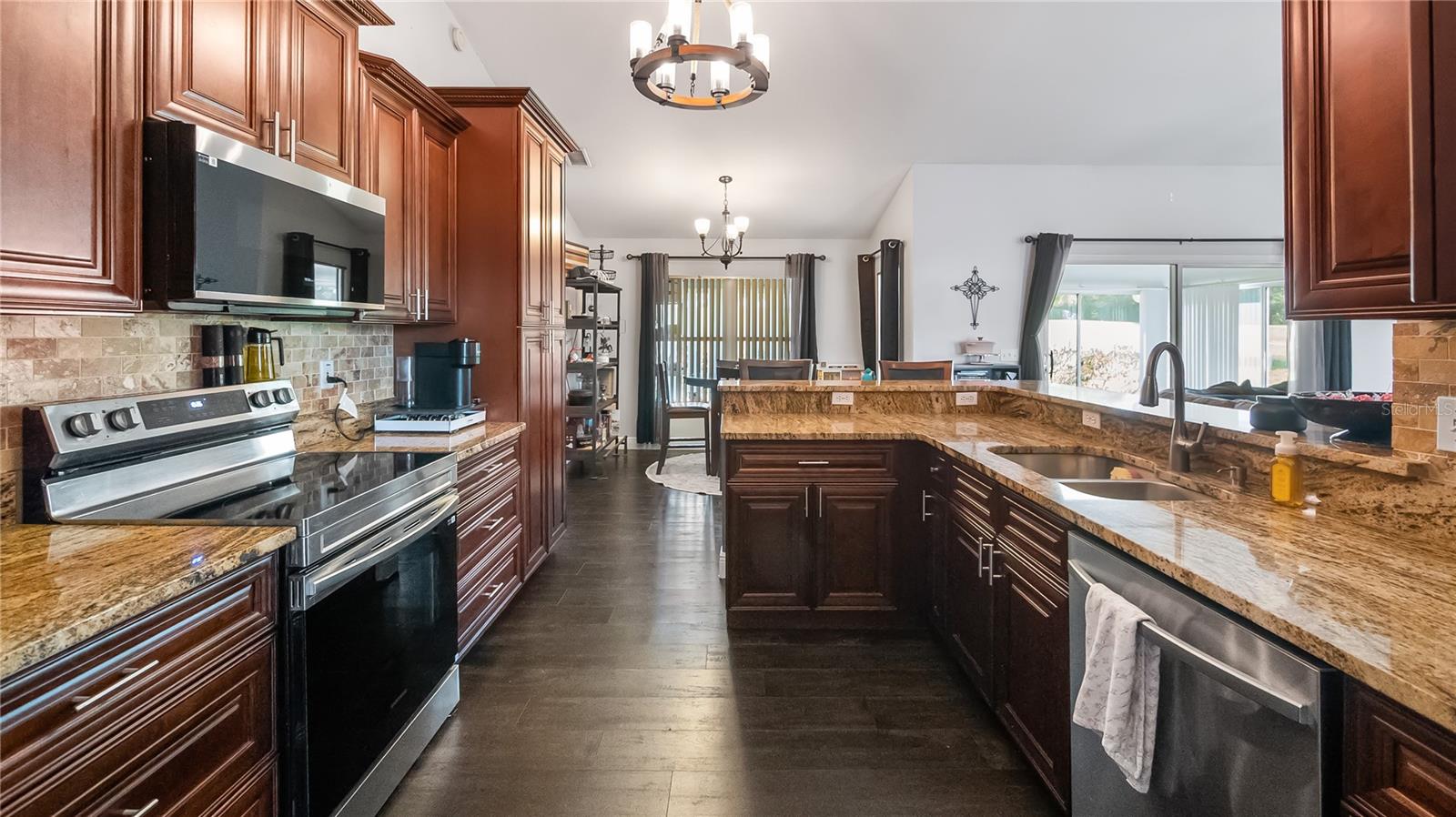 8925 PEBBLE BEACH PL, CLERMONT, FL, 34711