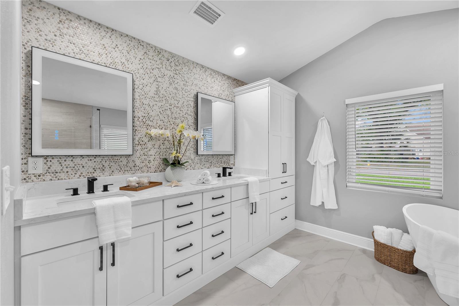 3834 COLD CREEK DR, VALRICO, FL, 33596