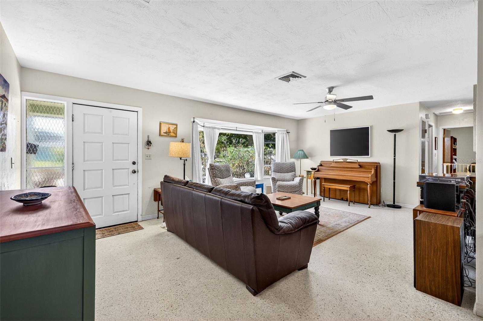 6019 8TH AVE N, ST PETERSBURG, FL, 33710