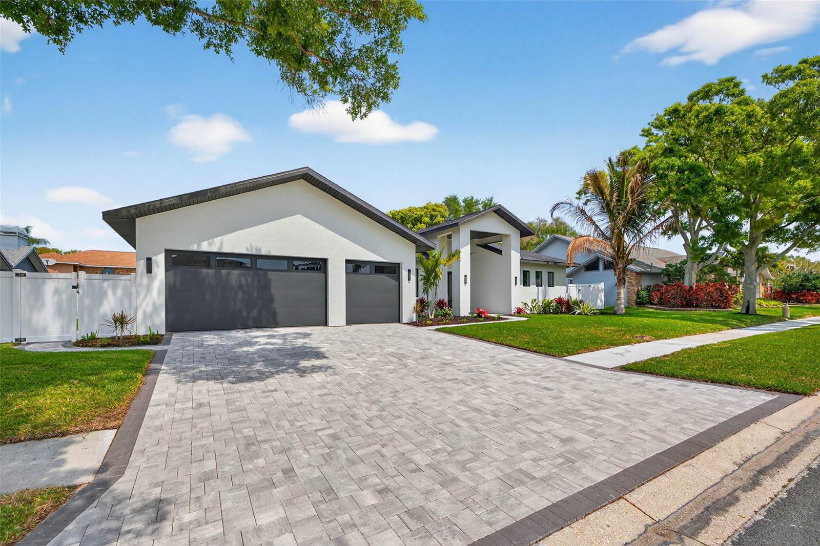 14447 MARK DR, LARGO, FL, 33774