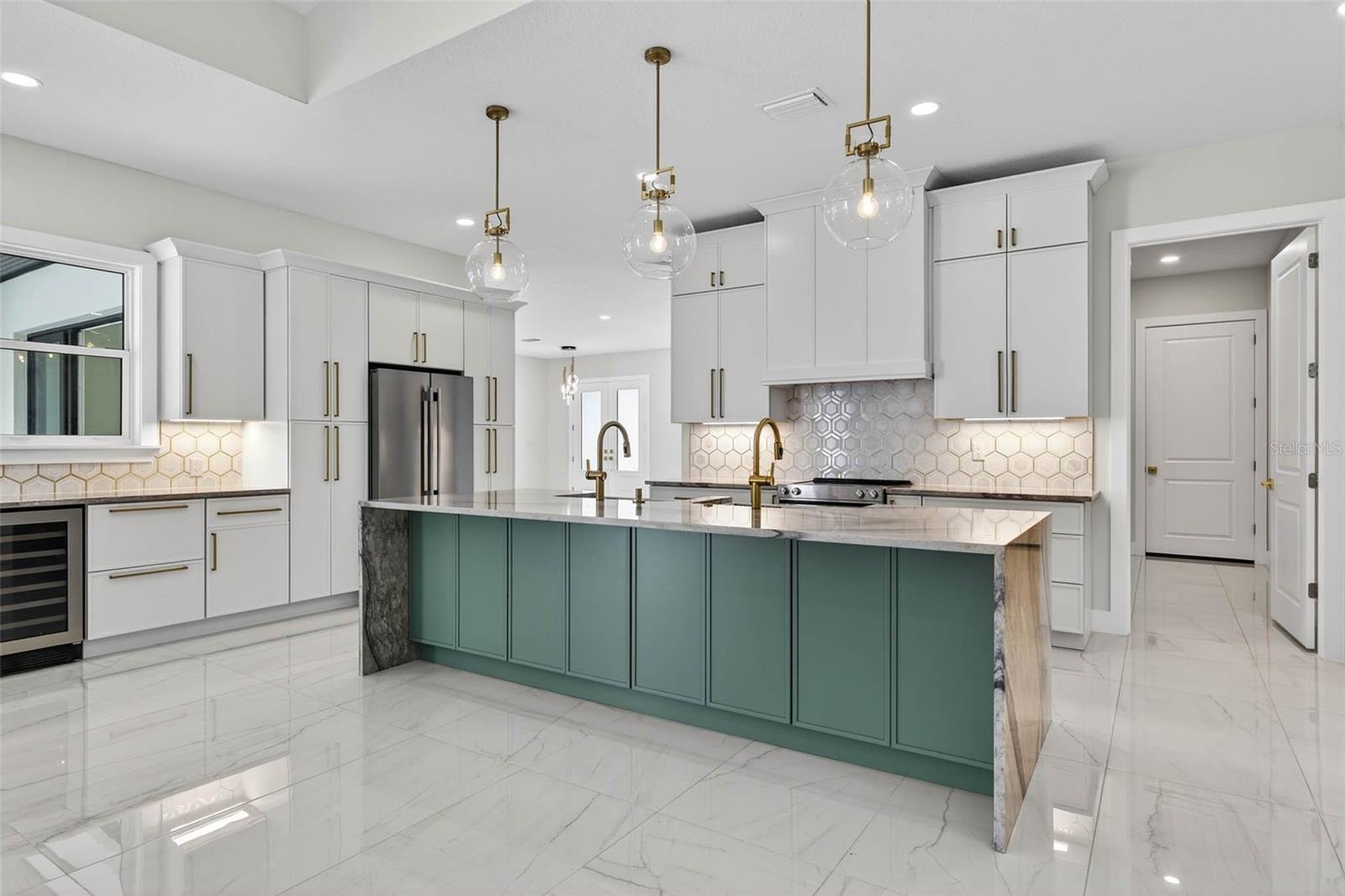 14447 MARK DR, LARGO, FL, 33774