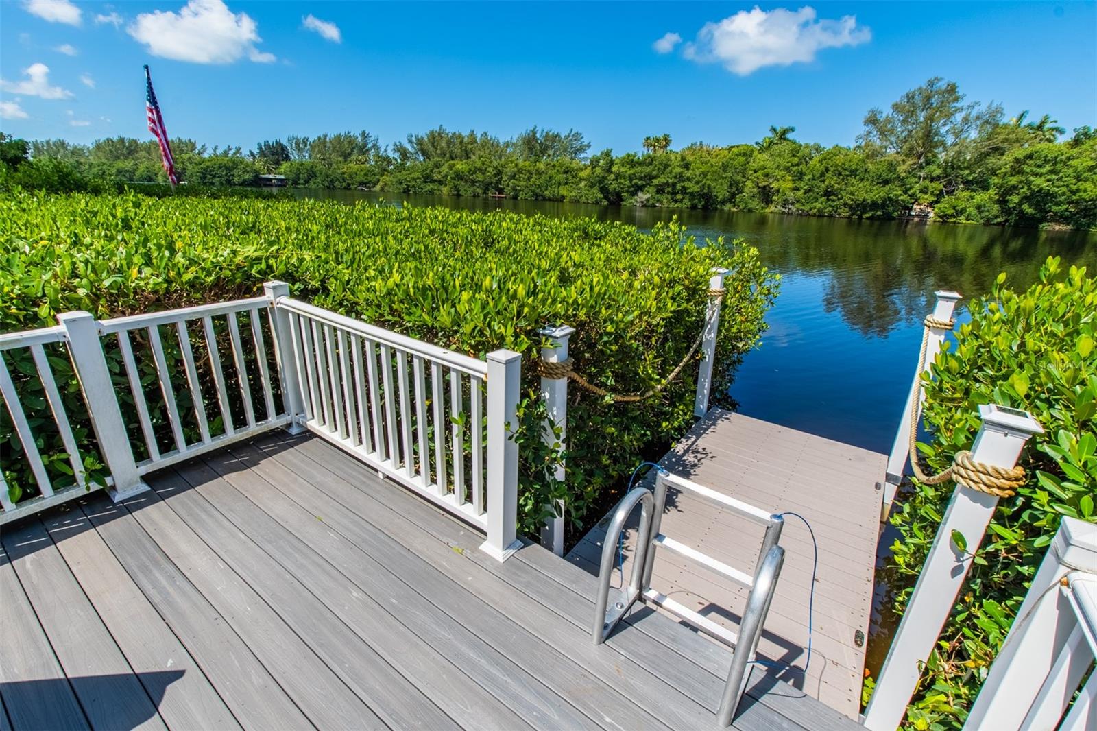 8302 MIDNIGHT PASS RD, SARASOTA, FL, 34242