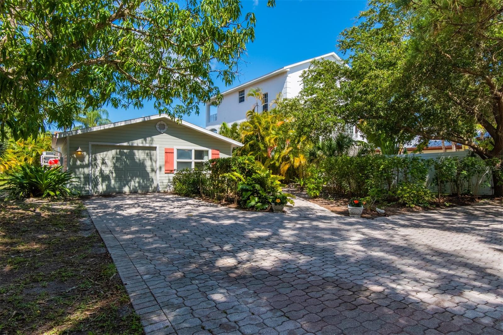 8302 MIDNIGHT PASS RD, SARASOTA, FL, 34242
