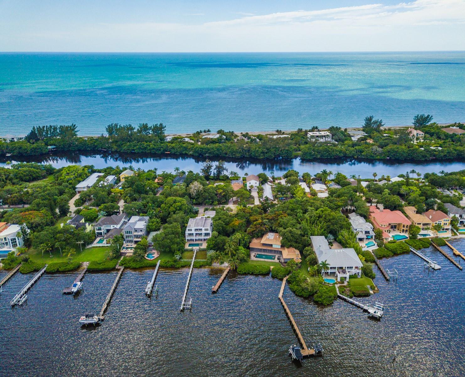 8302 MIDNIGHT PASS RD, SARASOTA, FL, 34242