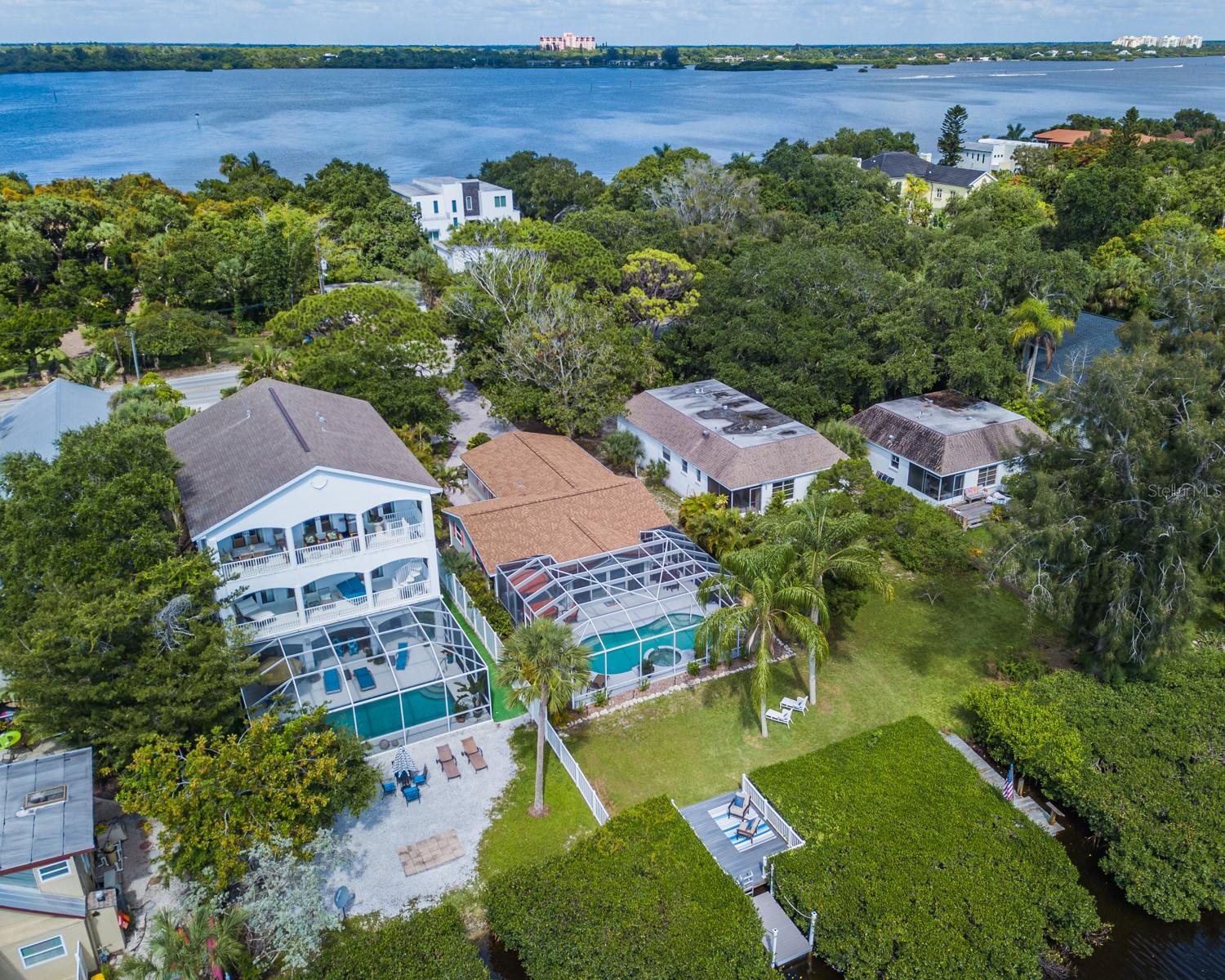 8302 MIDNIGHT PASS RD, SARASOTA, FL, 34242