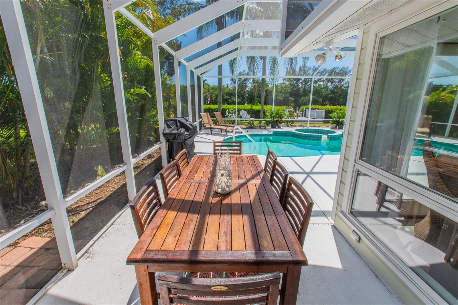 8302 MIDNIGHT PASS RD, SARASOTA, FL, 34242