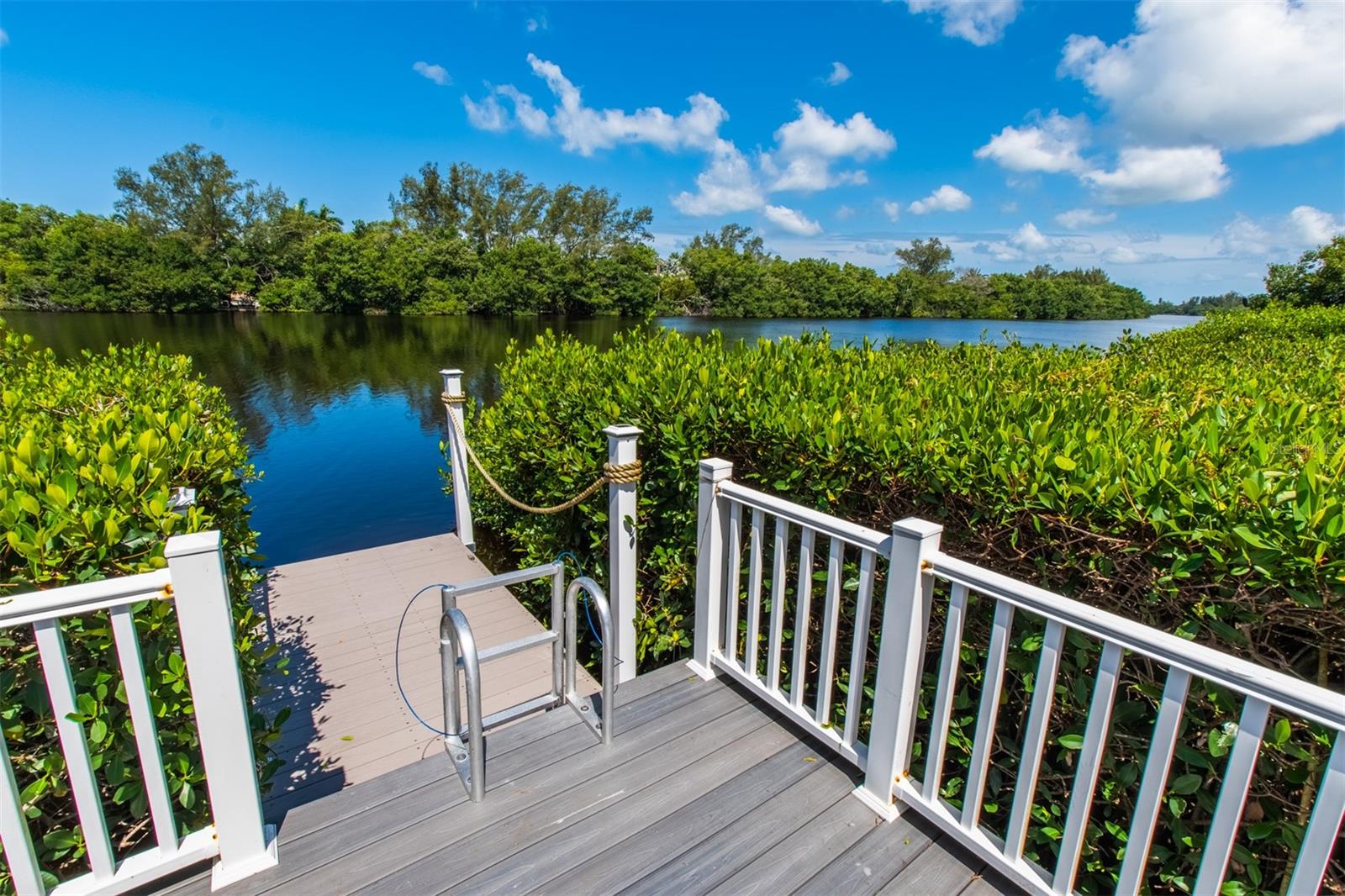 8302 MIDNIGHT PASS RD, SARASOTA, FL, 34242