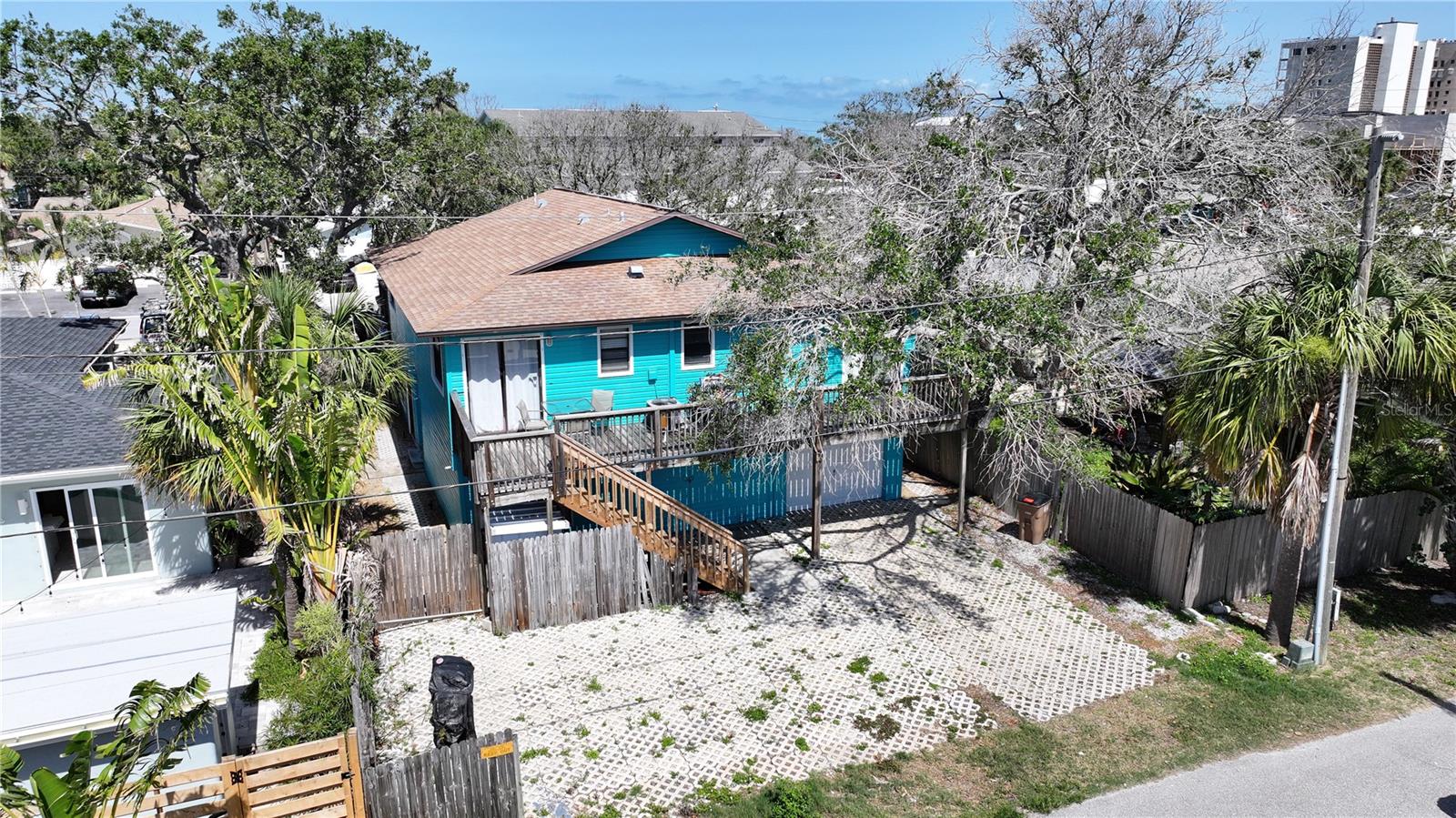 725 1ST ST, INDIAN ROCKS BEACH, FL, 33785