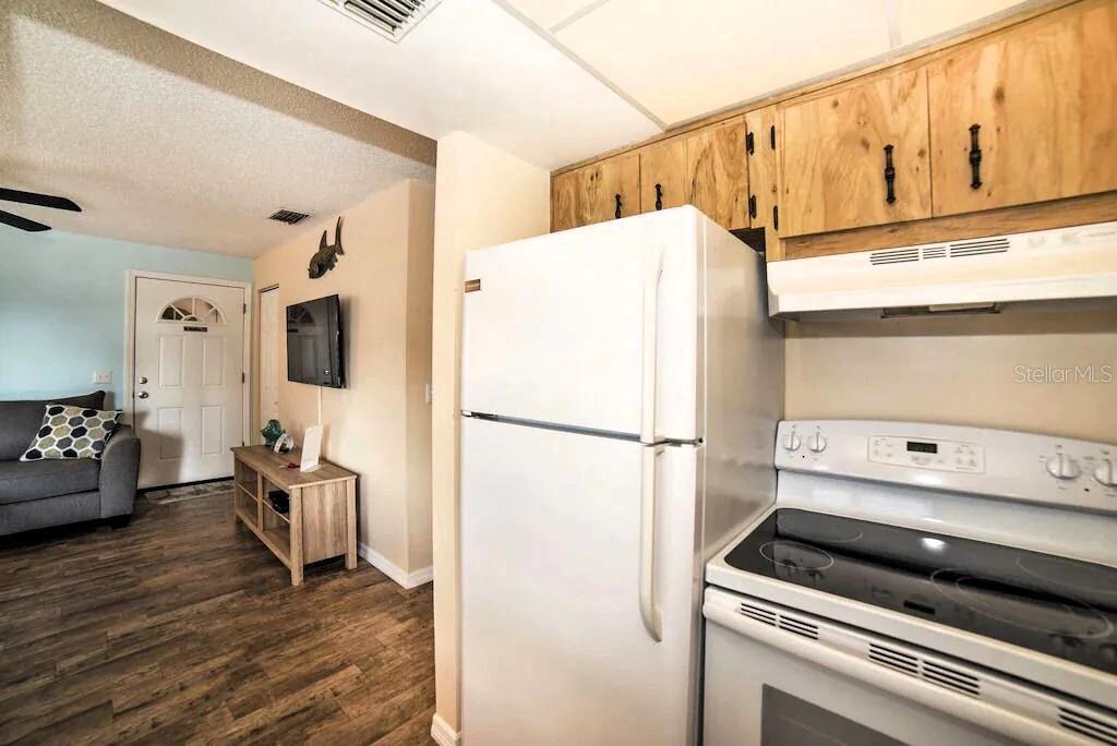 725 1ST ST, INDIAN ROCKS BEACH, FL, 33785