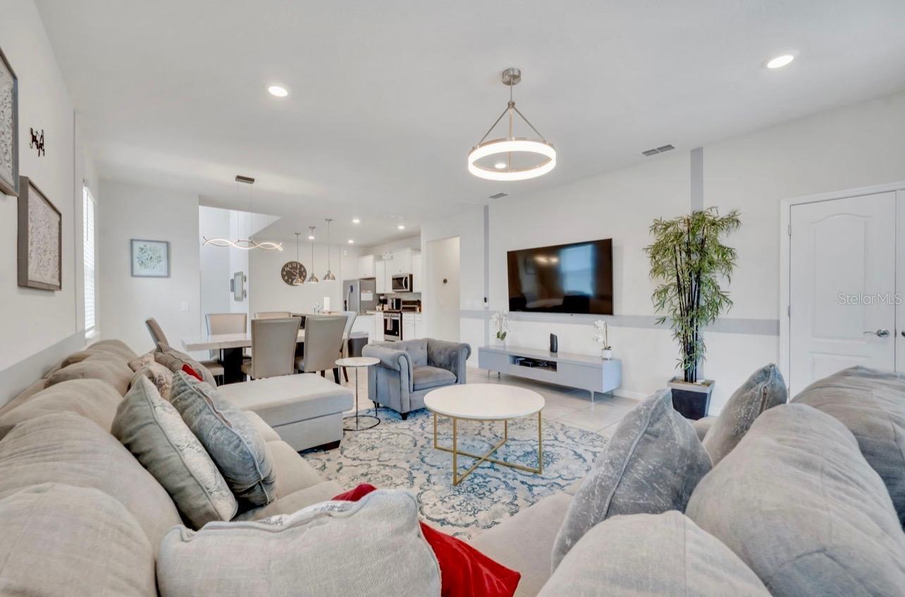 7204 OAKMOSS LOOP, DAVENPORT, FL, 33837