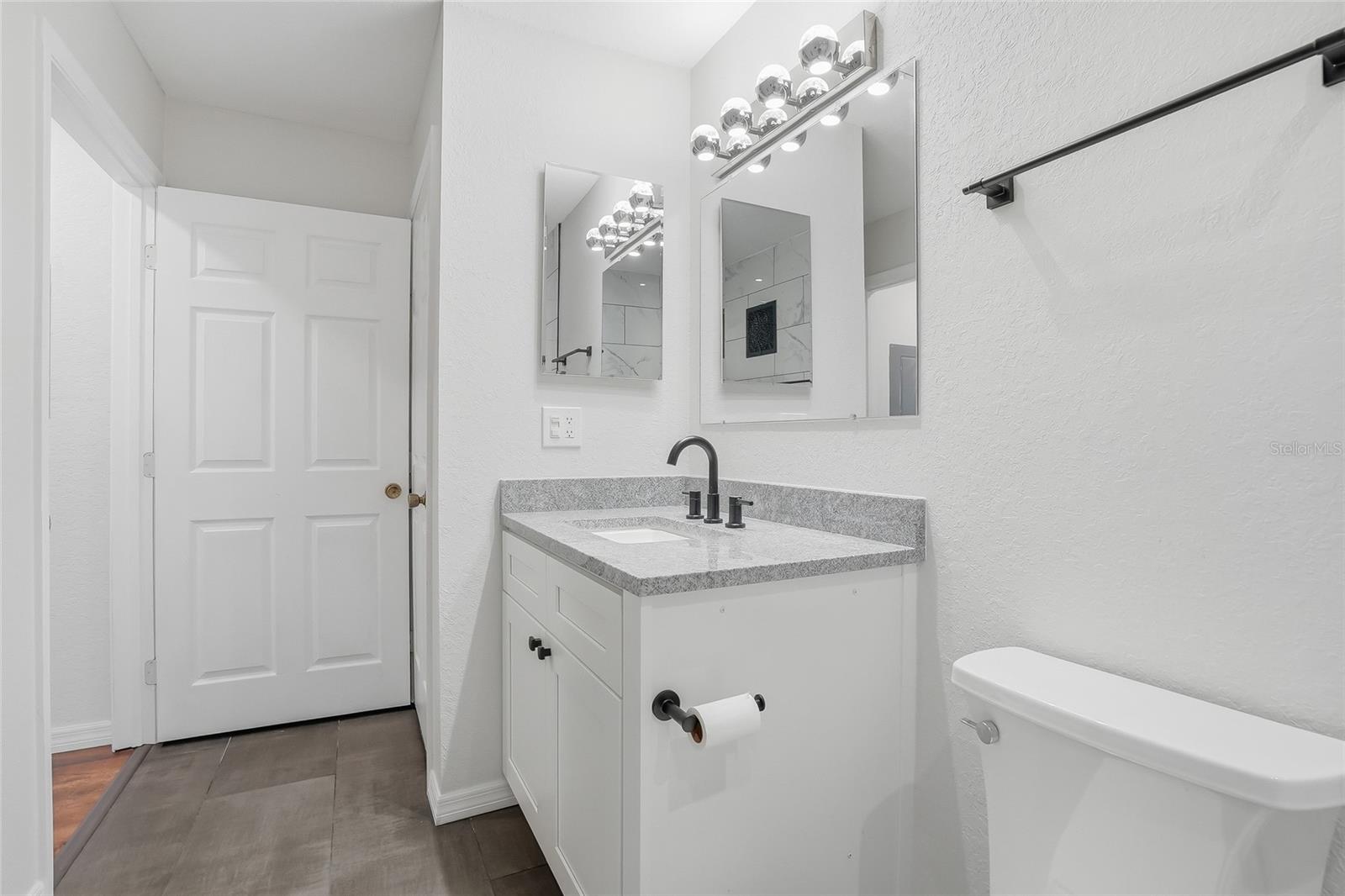 8809 MANOR LOOP #106, LAKEWOOD RANCH, FL, 34202