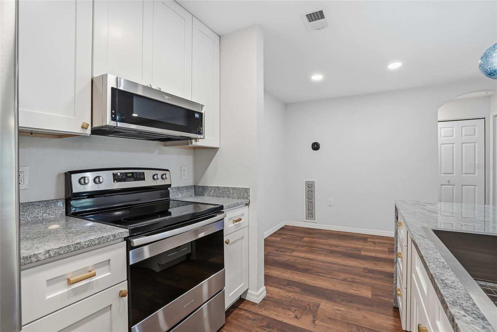 8809 MANOR LOOP #106, LAKEWOOD RANCH, FL, 34202