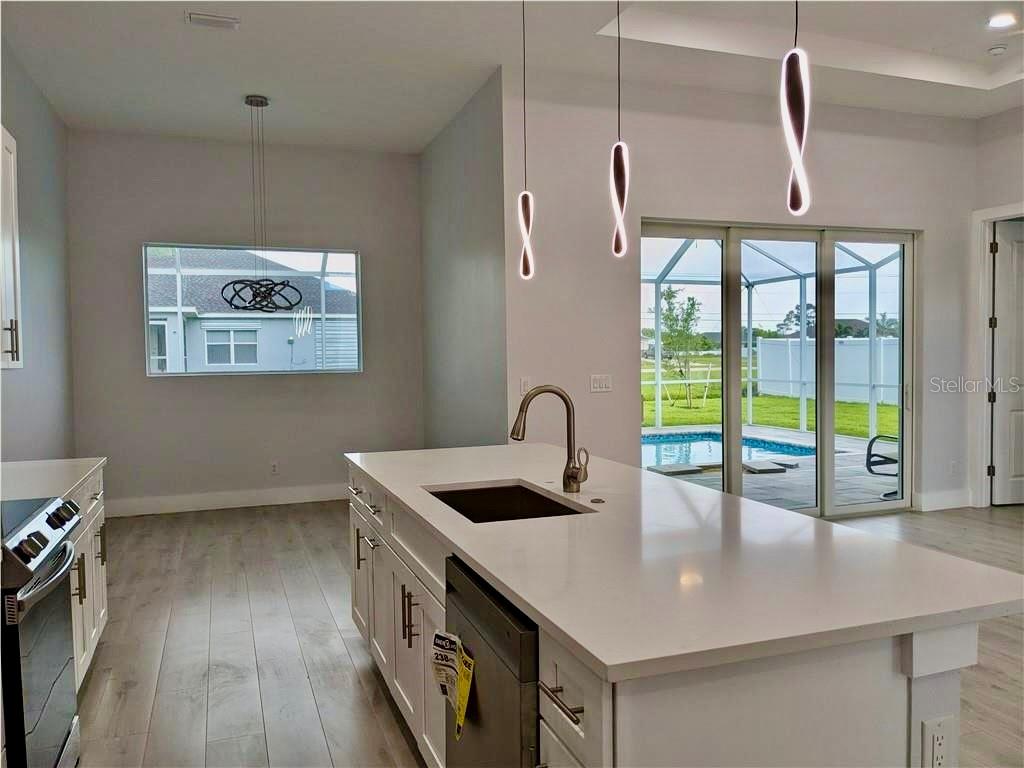 3027 SW 16TH PL, CAPE CORAL, FL, 33914