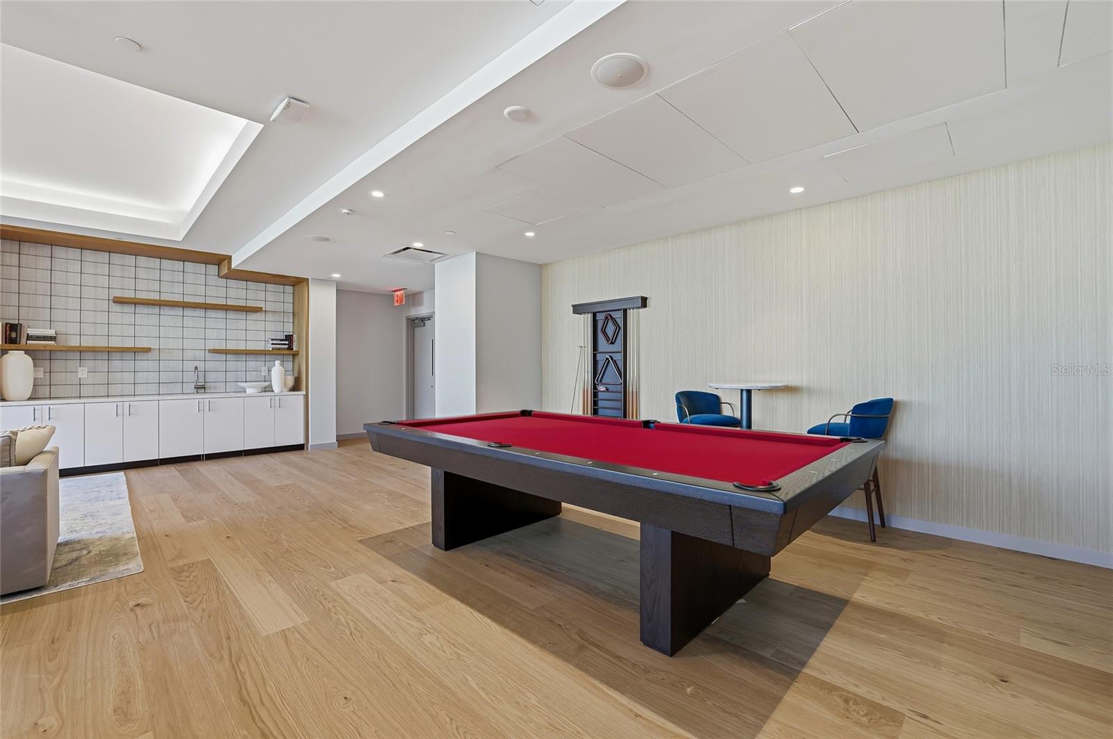 400 CENTRAL AVE #2008, ST PETERSBURG, FL, 33701